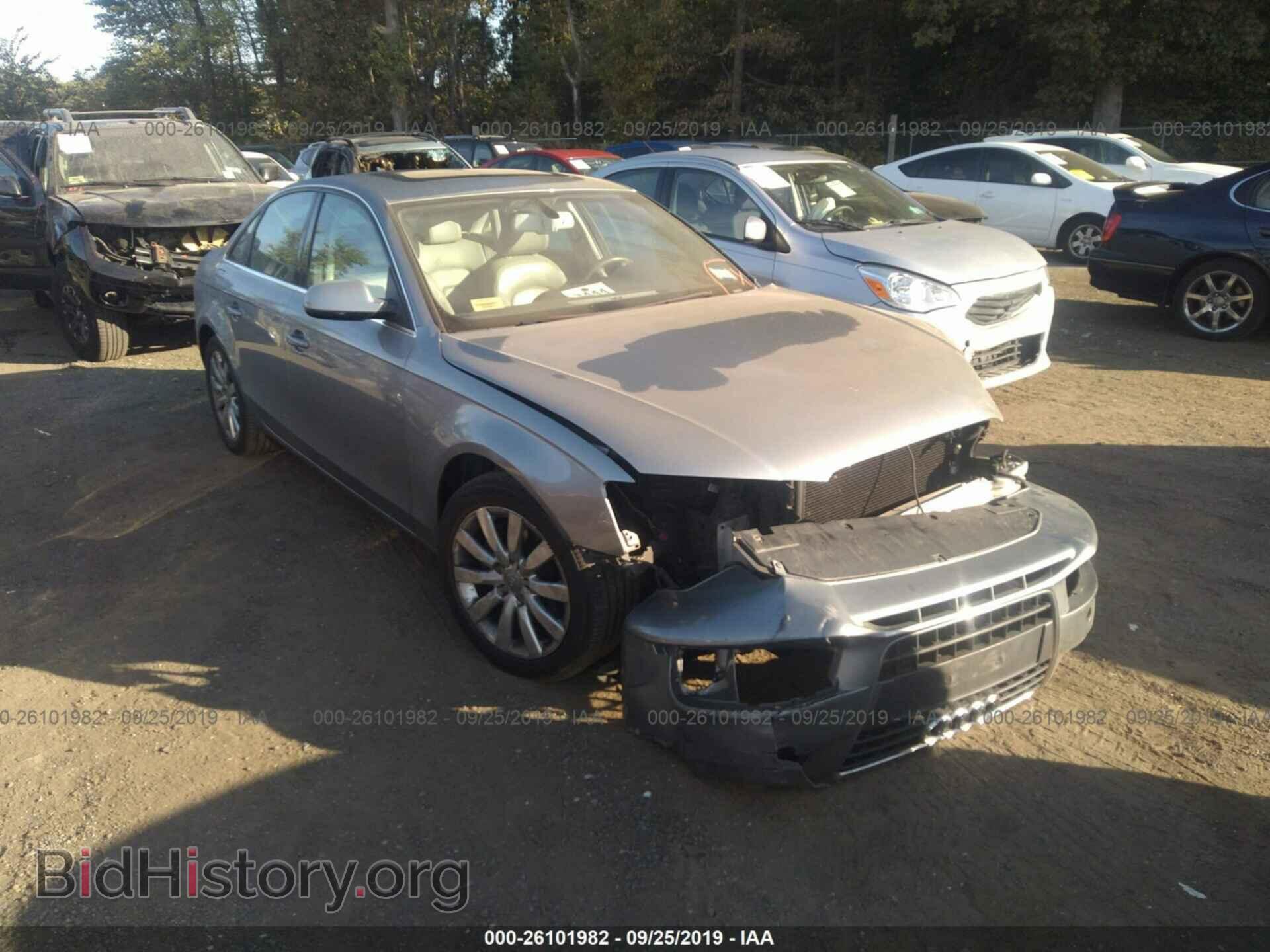 Photo WAUEFBFL3BN028587 - AUDI A4 2011