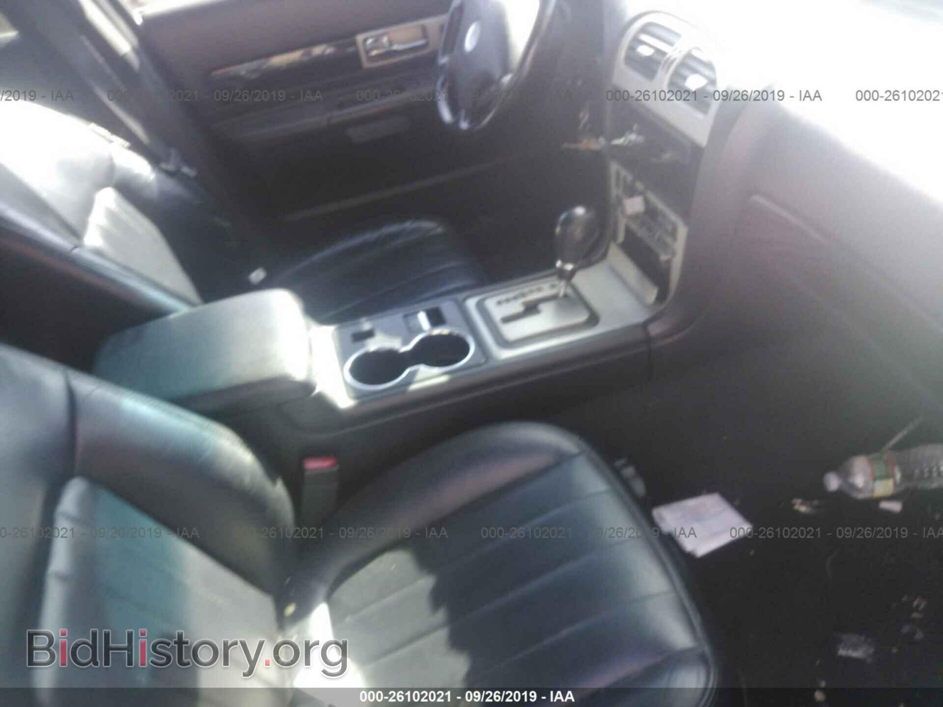 2004 LINCOLN LS - VIN: 1LNHM86S94Y661205 - Фото 5