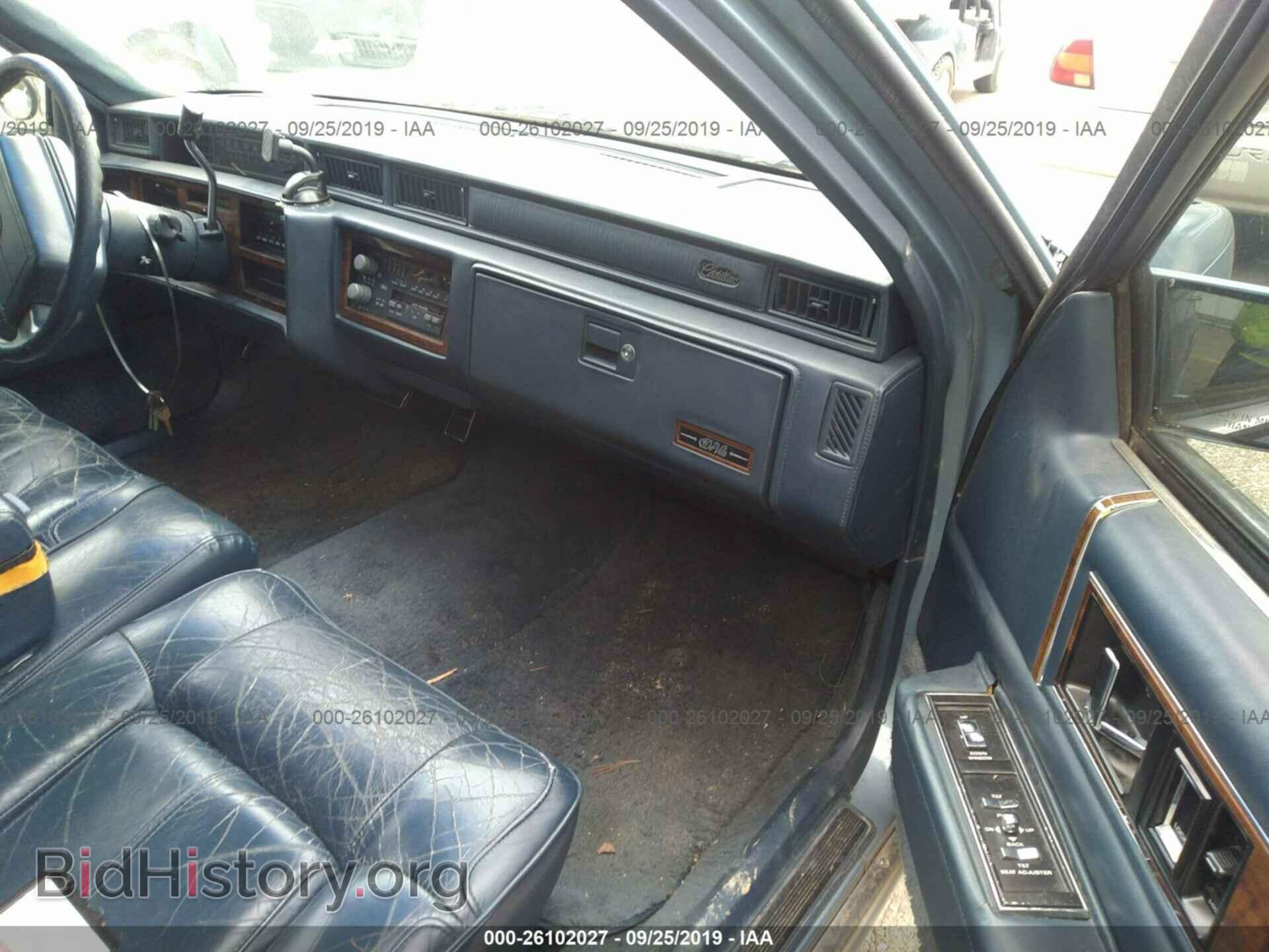 1990 CADILLAC DEVILLE - VIN: 1G6CD5333L4203775 - Photo 5