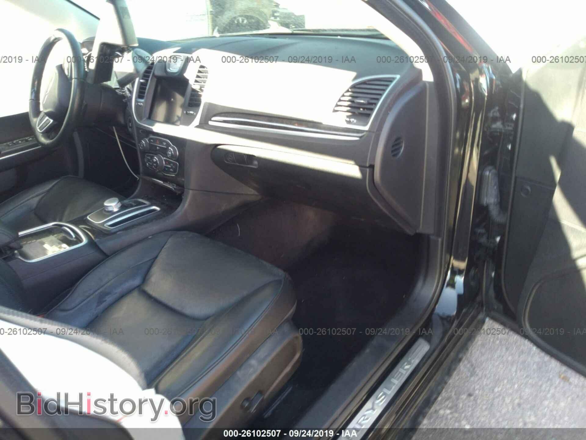 2017 CHRYSLER 300C - VIN: 2C3CCAEG2HH662738 - Фото 5