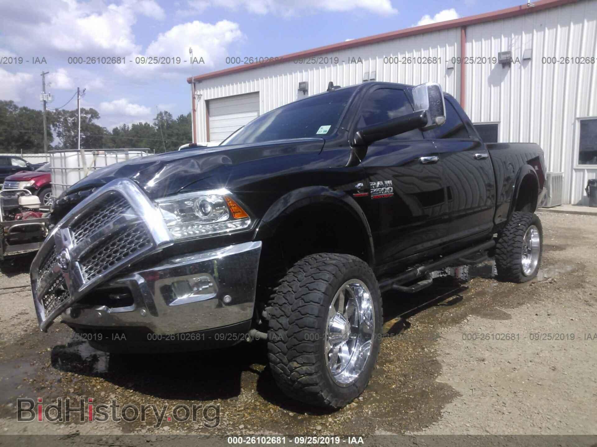2017 RAM 2500 - VIN: 3C6UR5FL2HG674185 - Фото 2