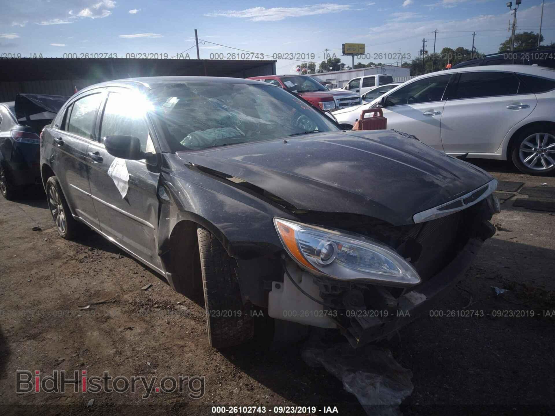 Photo 1C3CCBBB2DN713901 - CHRYSLER 200 2013