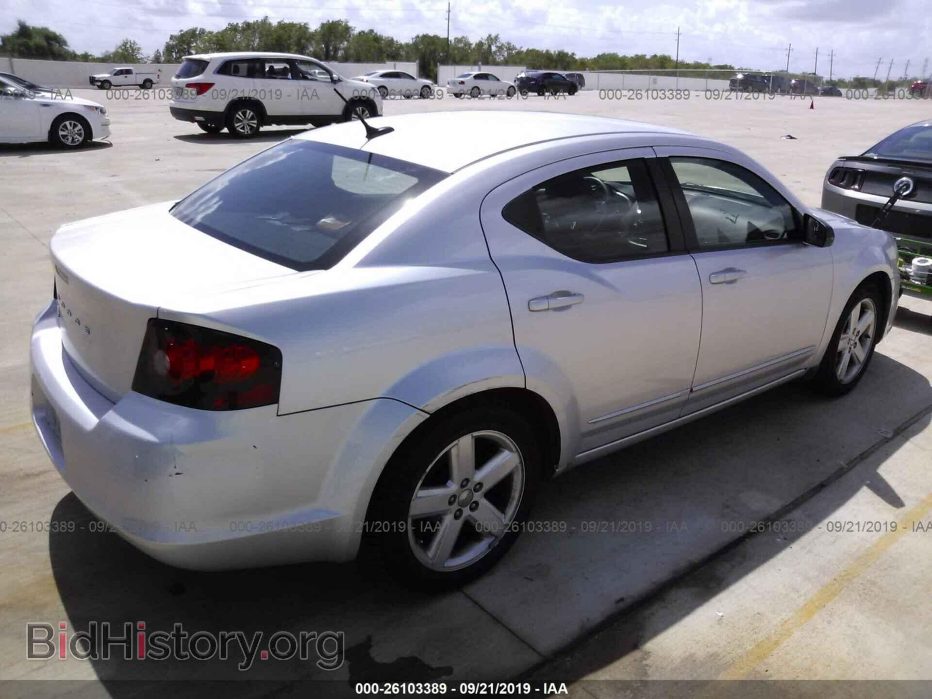 2011 DODGE AVENGER - VIN: 1B3BD4FB6BN591410 - Photo 4