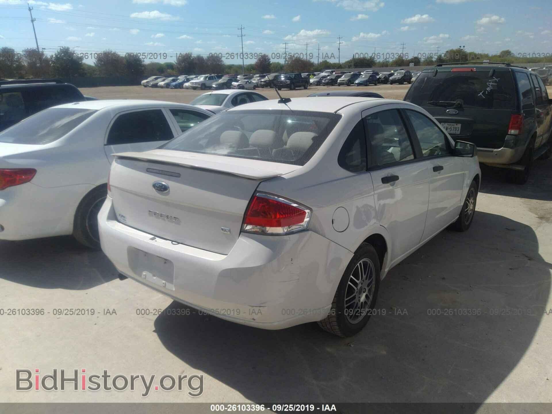 2011 FORD FOCUS - VIN: 1FAHP3FN8BW104874 - Фото 4