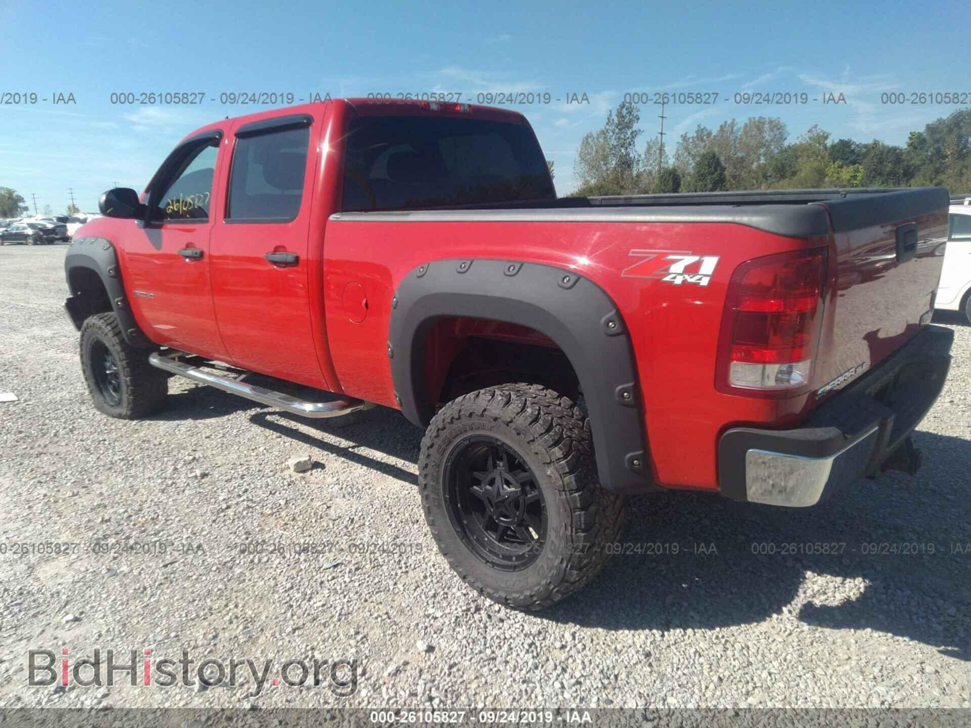 2011 GMC SIERRA - VIN: 1GT120CGXBF168476 - Фото 3
