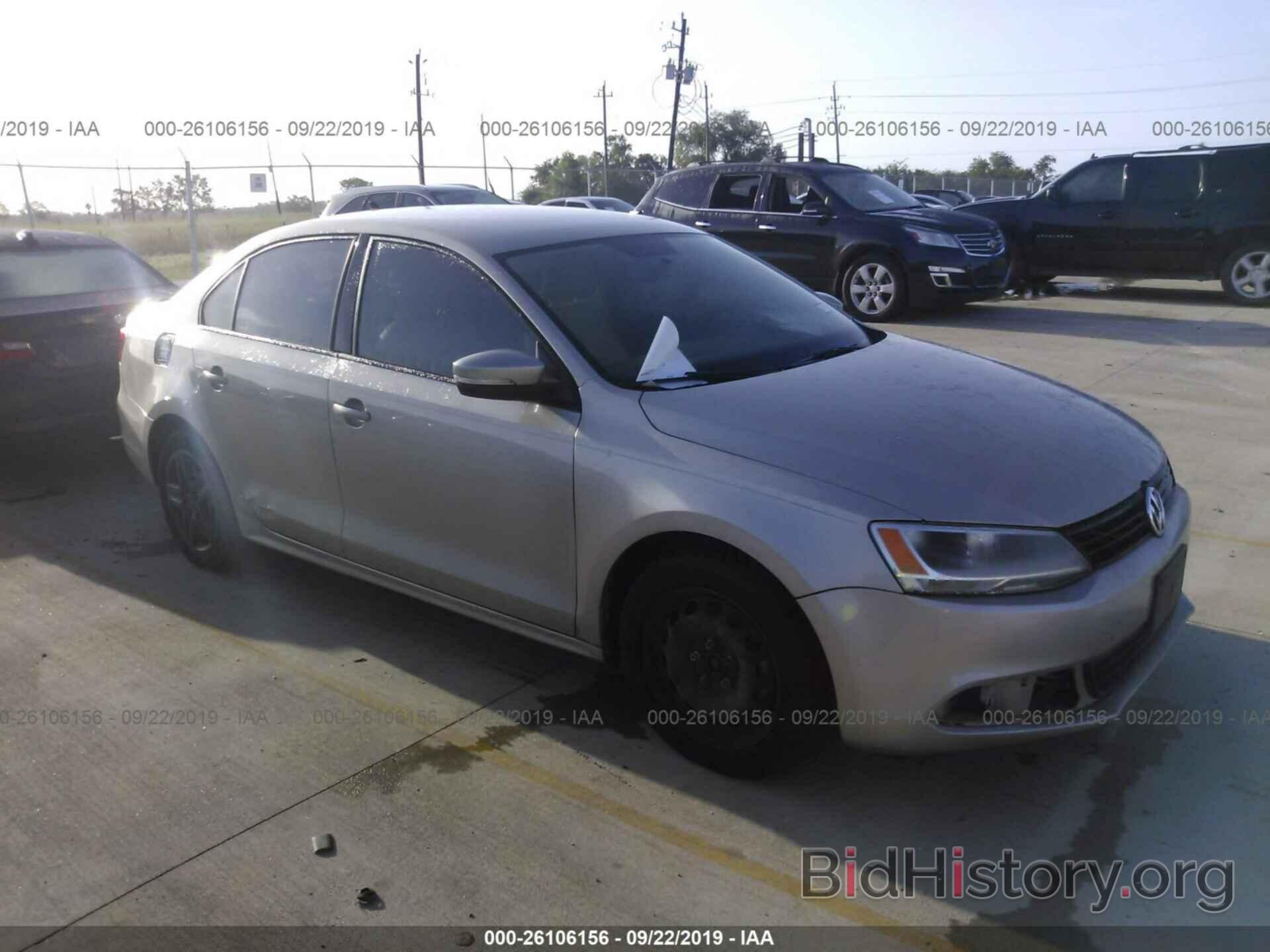 Photo 3VWD07AJ2EM226821 - VOLKSWAGEN JETTA 2014