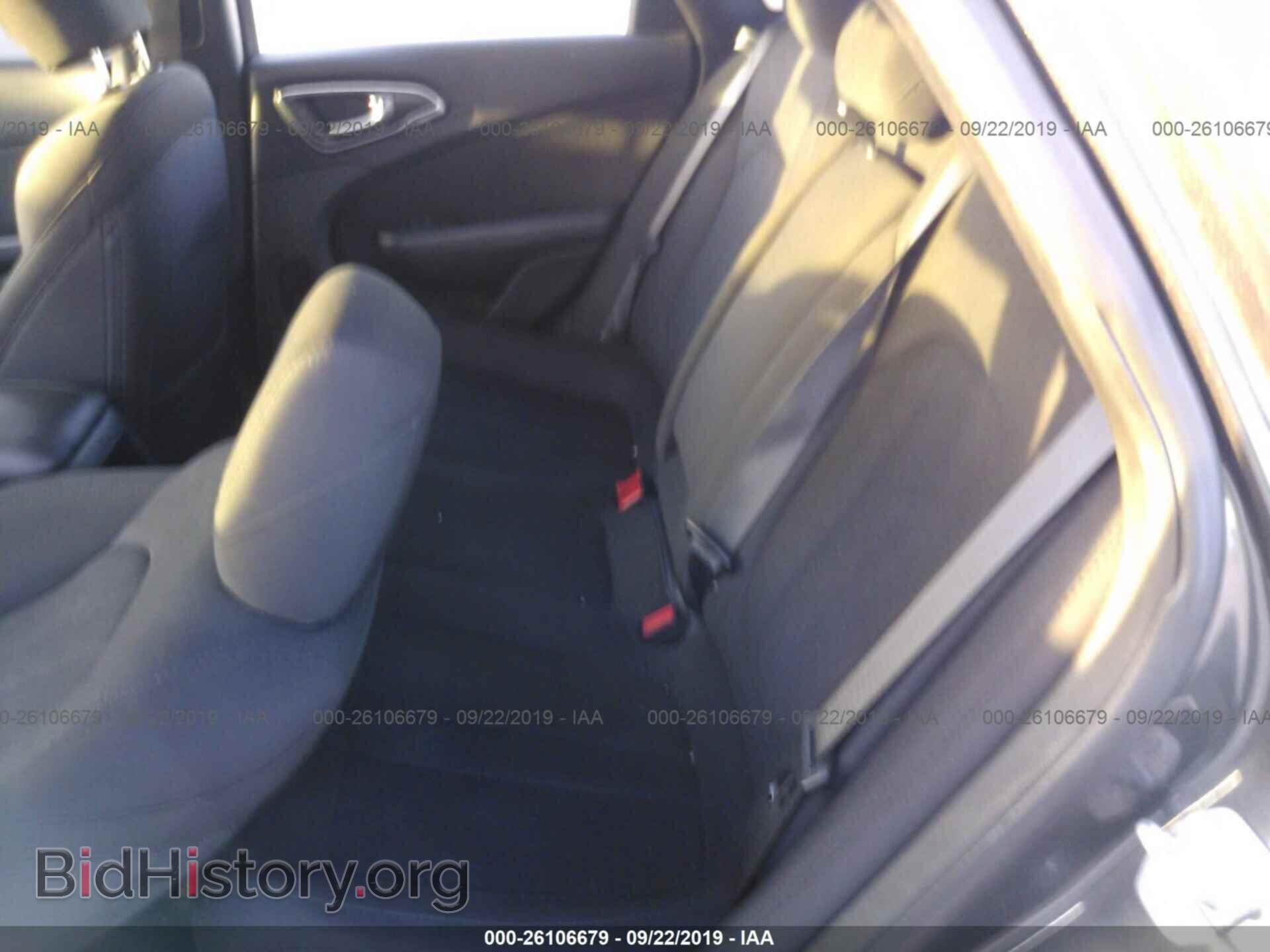 2016 CHRYSLER 200 - VIN: 1C3CCCAB9GN160840 - Фото 8