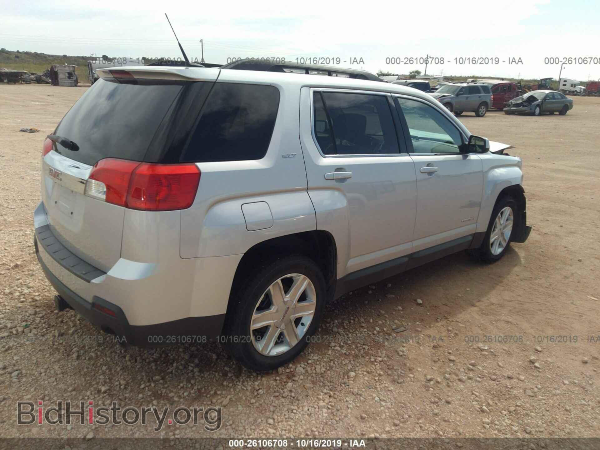 2011 GMC TERRAIN - VIN: 2CTFLUE53B6425921 - Photo 4