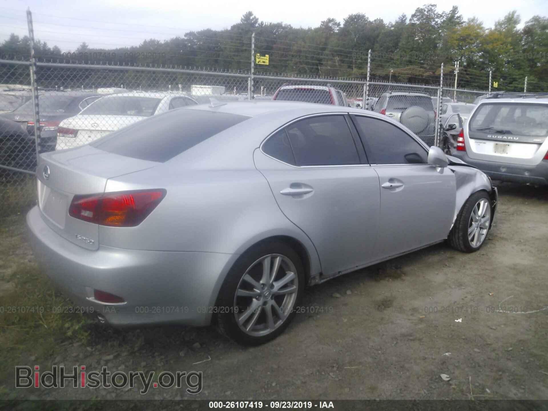 2007 LEXUS IS - VIN: JTHBK262372029741 - Photo 4