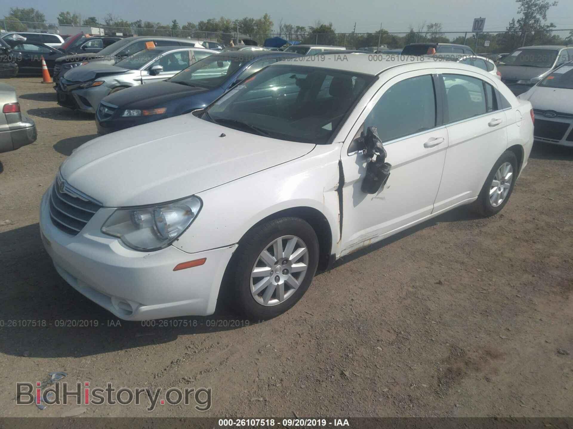2010 CHRYSLER SEBRING - VIN: 1C3CC4FB0AN223622 - Фото 2