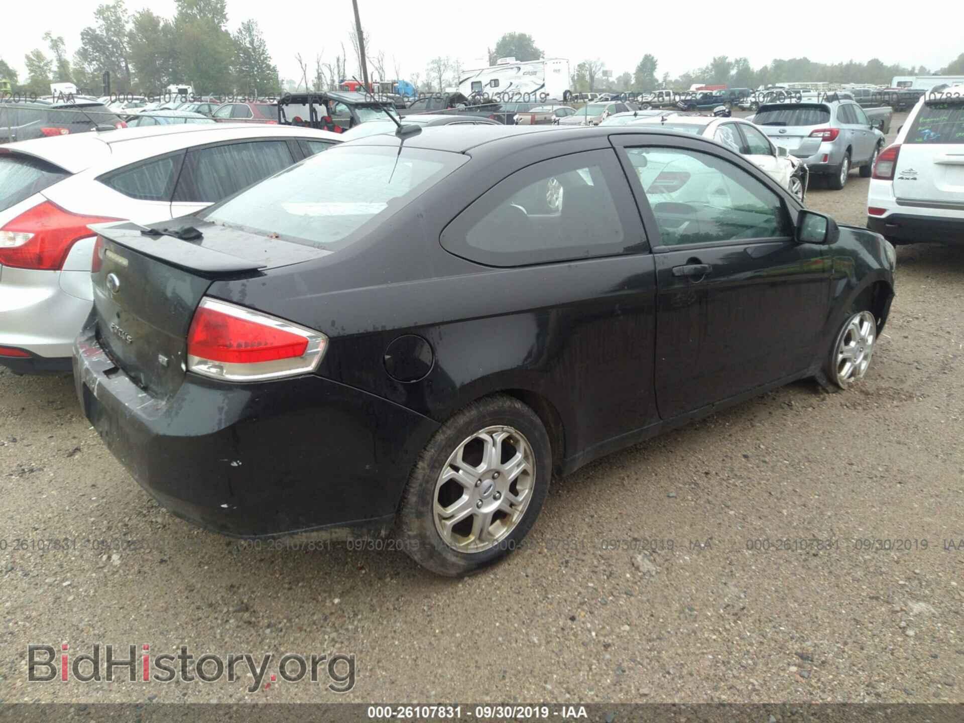 2009 FORD FOCUS - VIN: 1FAHP32NX9W254811 - Фото 4