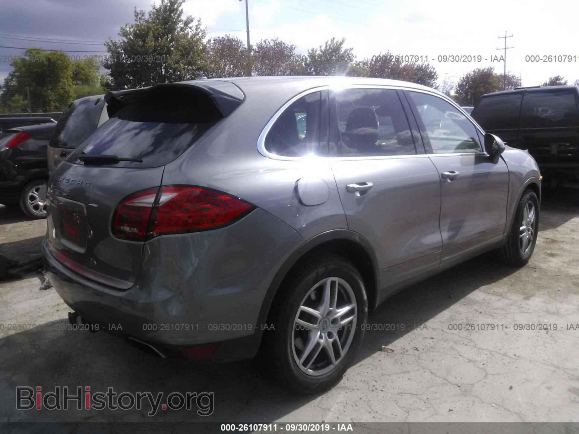 2011 PORSCHE CAYENNE - VIN: WP1AA2A22BLA03950 - Photo 4