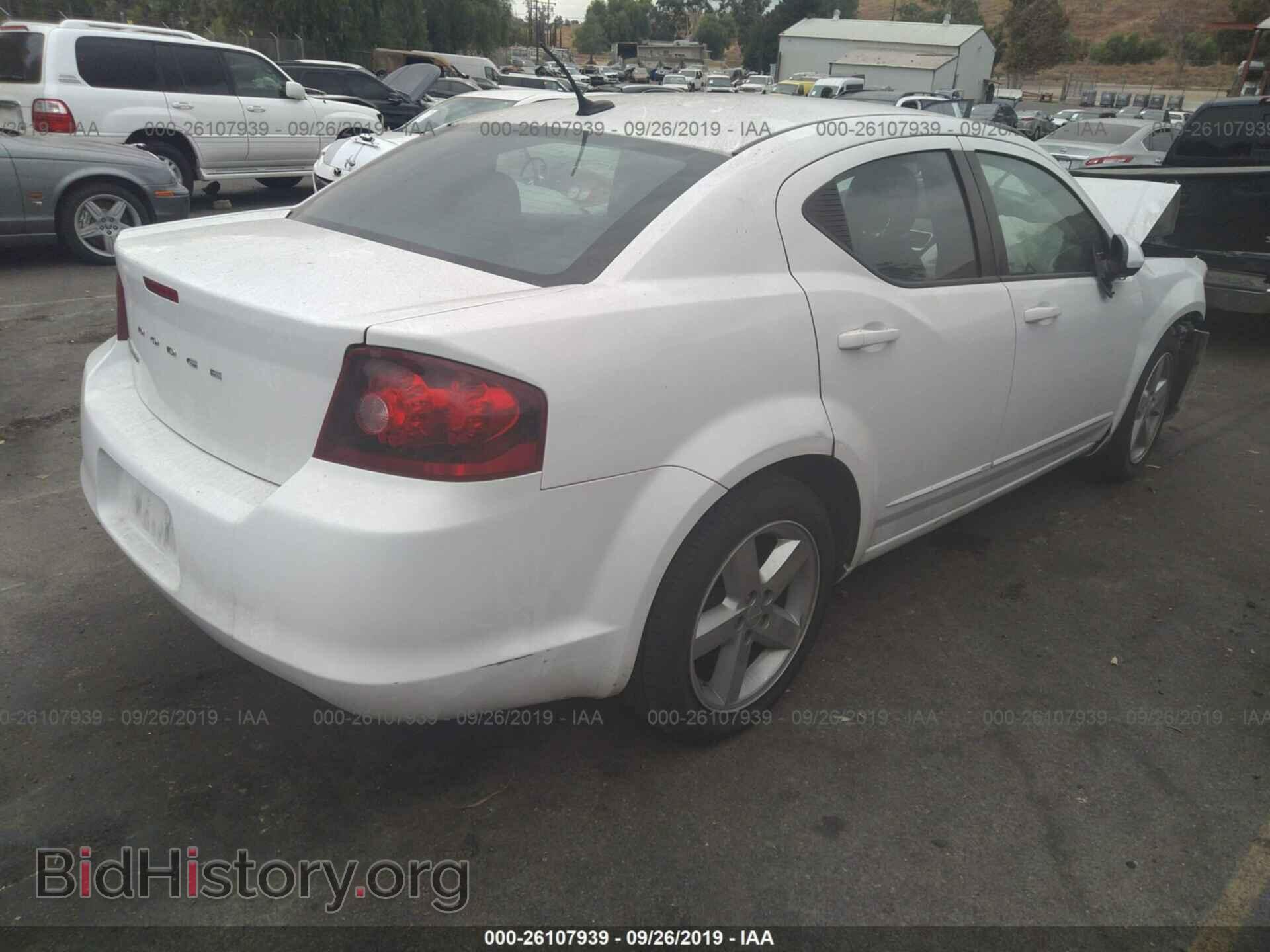 2011 DODGE AVENGER - VIN: 1B3BD1FB3BN593419 - Фото 4