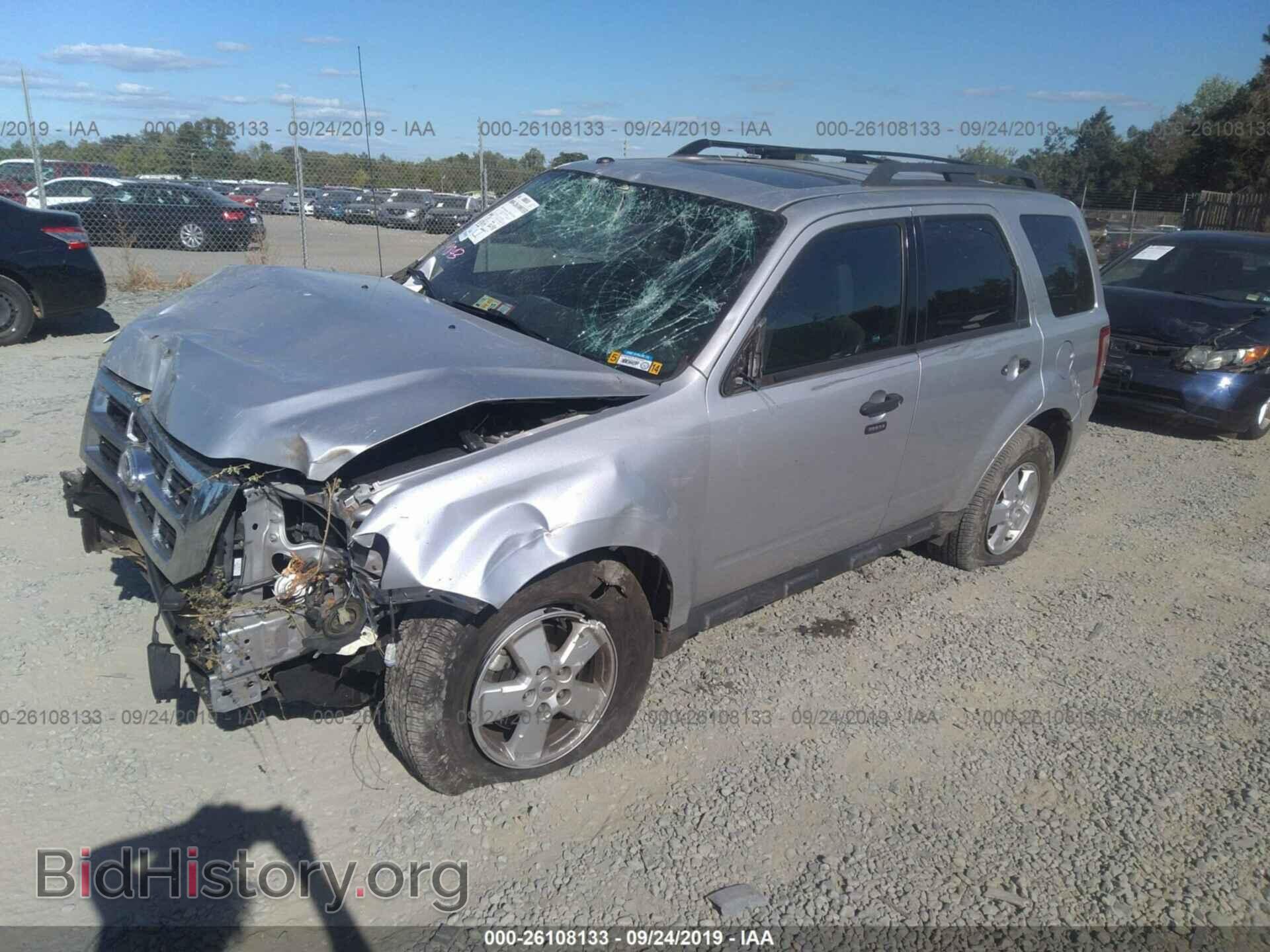 2011 FORD ESCAPE - VIN: 1FMCU9DG0BKA91173 - Photo 2
