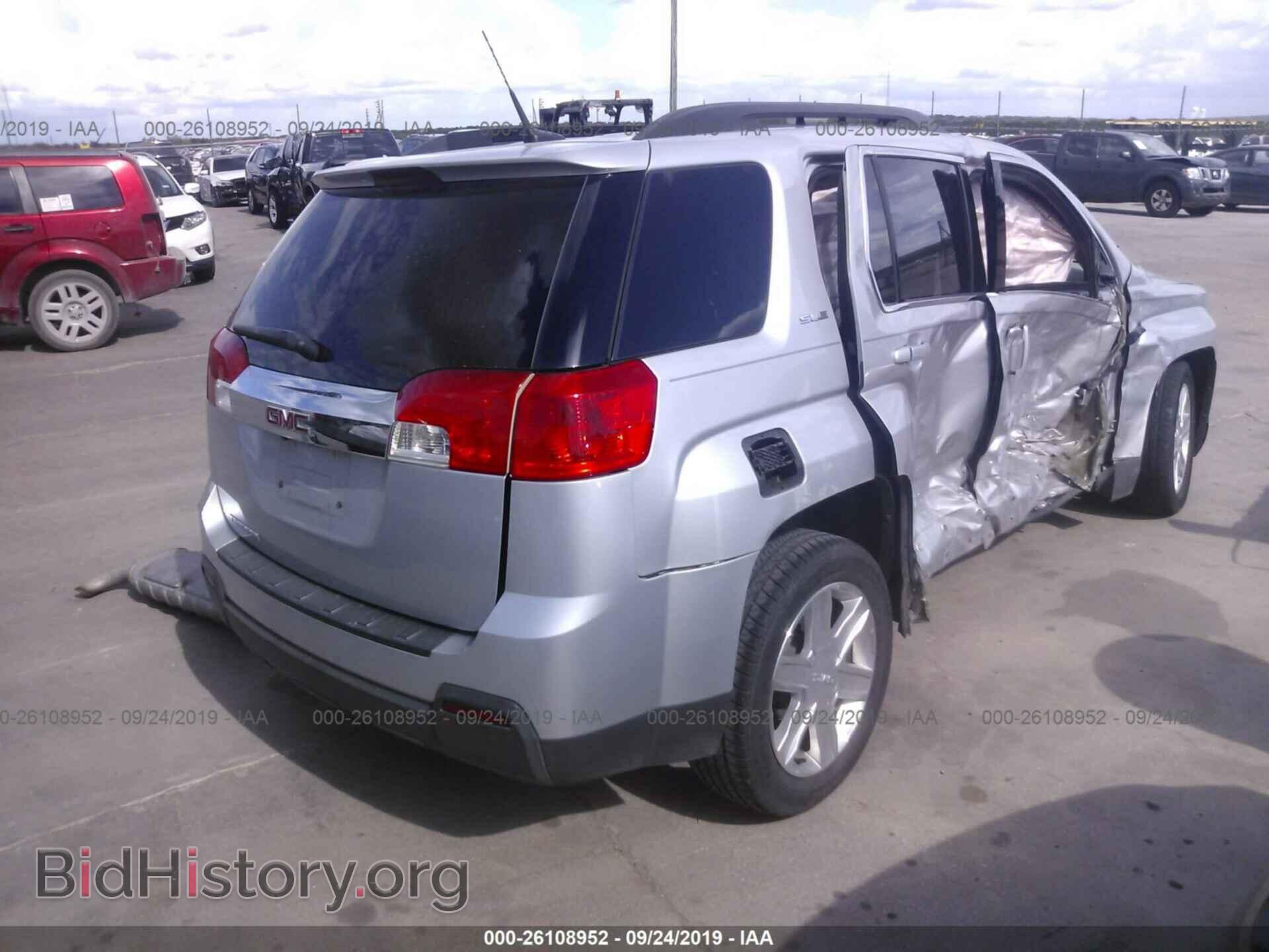 2011 GMC TERRAIN - VIN: 2CTALSEC2B6245729 - Фото 4