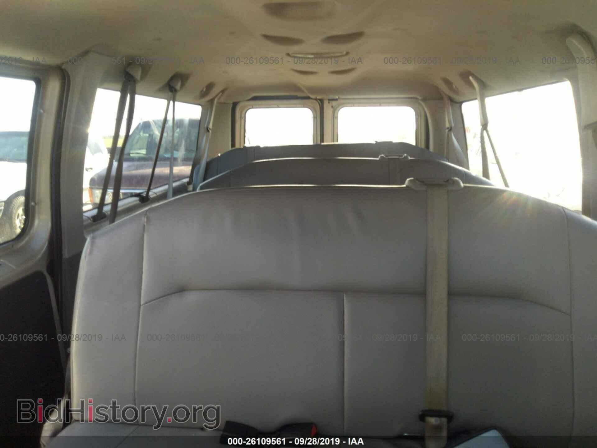 2011 FORD ECONOLINE - VIN: 1FBNE3BL9BDA36401 - Photo 8