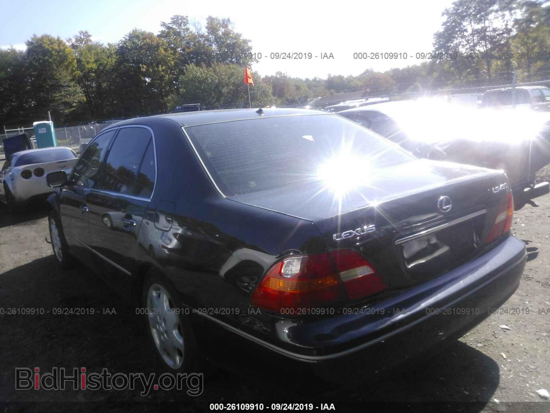 2002 LEXUS LS - VIN: JTHBN30F420063362 - Photo 3