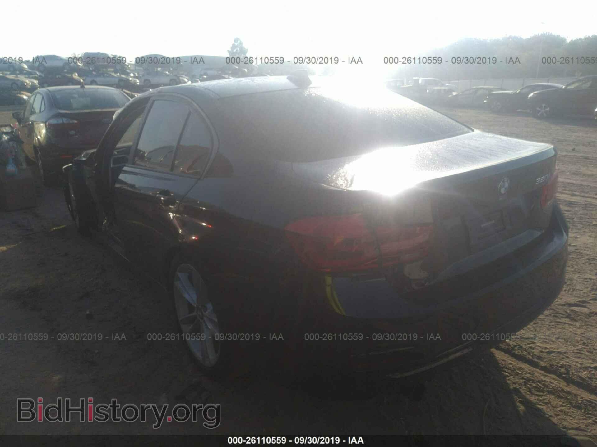2016 BMW 320 - VIN: WBA8E1G53GNU11169 - Photo 3