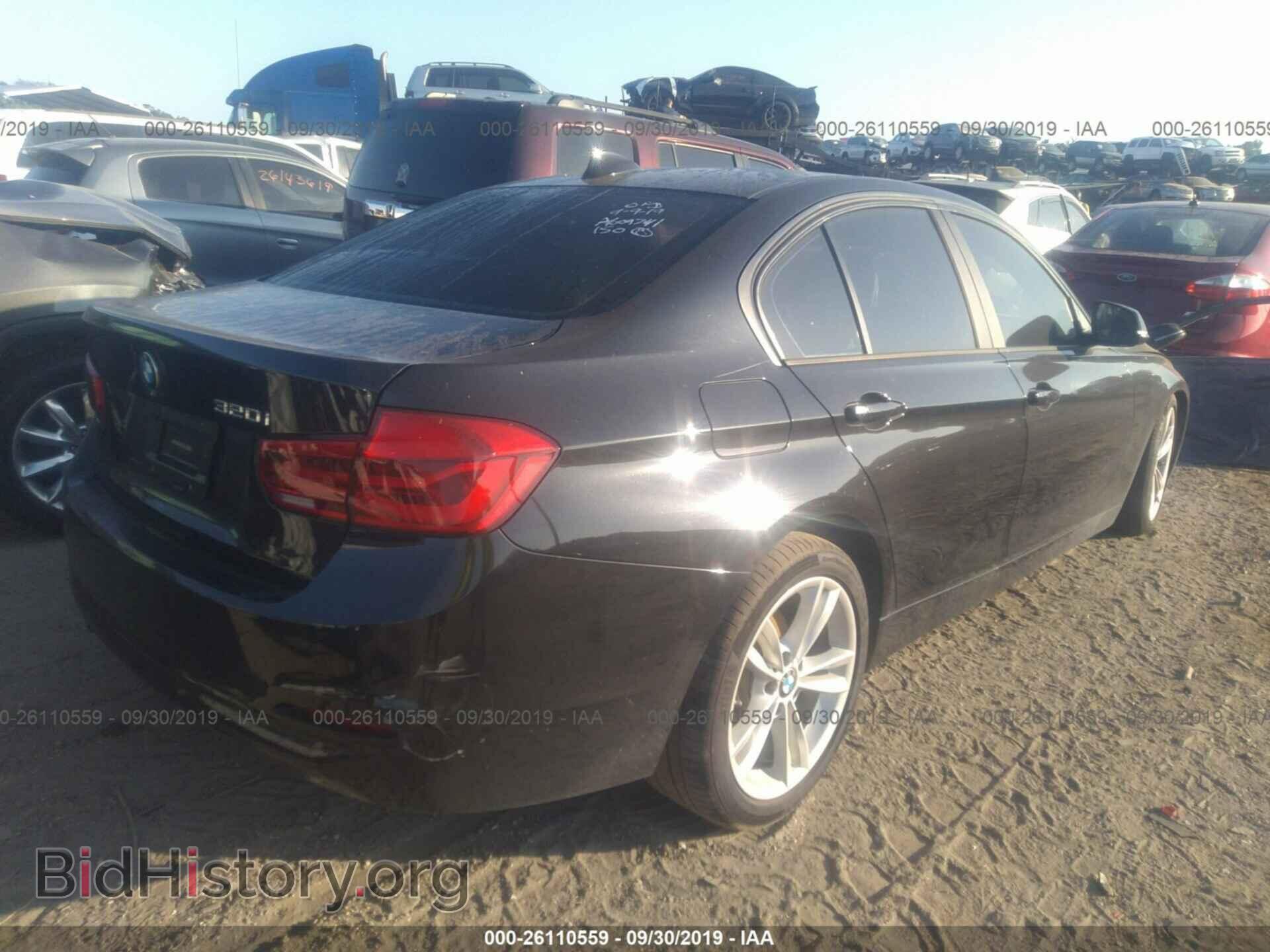2016 BMW 320 - VIN: WBA8E1G53GNU11169 - Photo 4