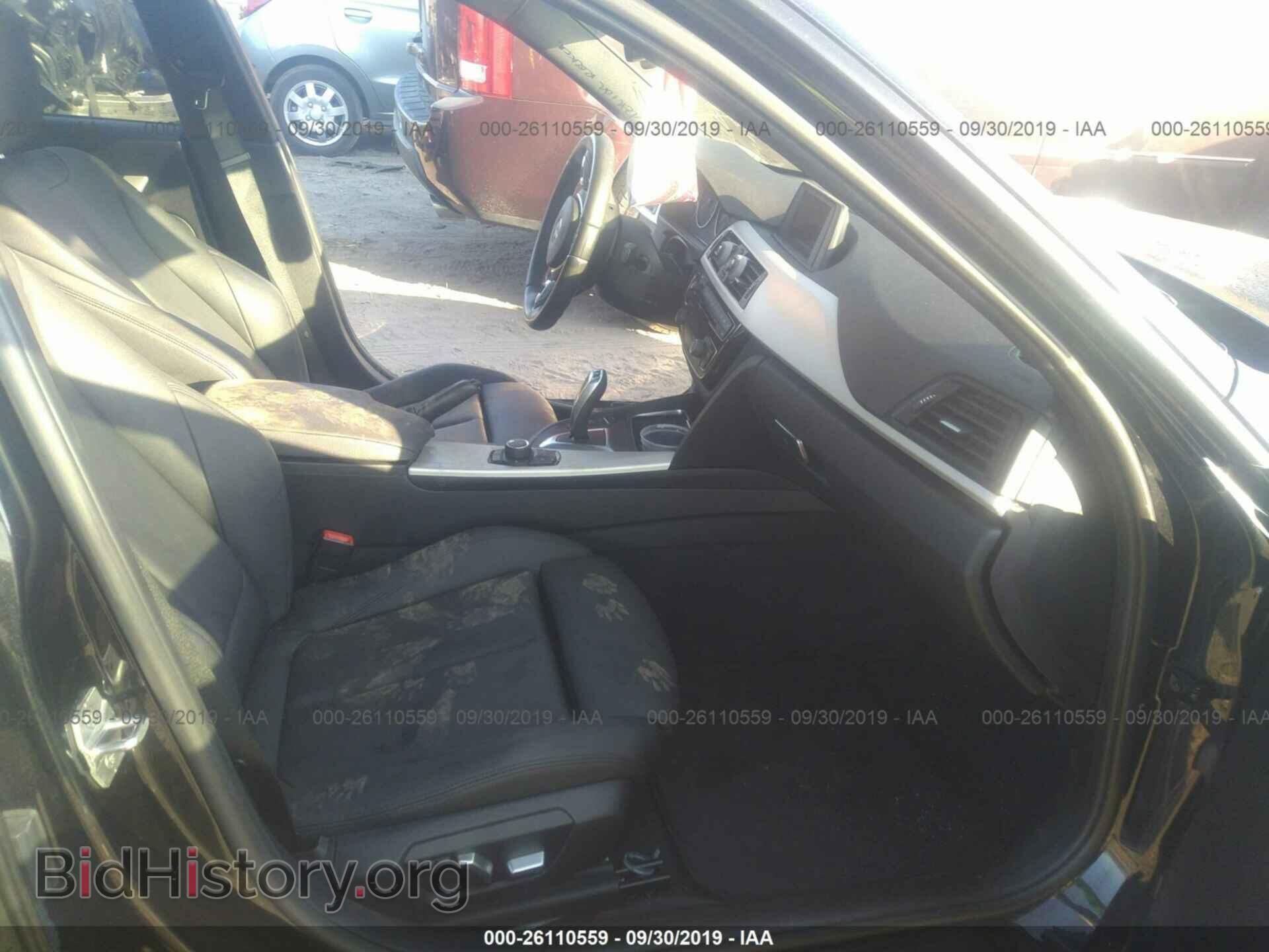 2016 BMW 320 - VIN: WBA8E1G53GNU11169 - Photo 5