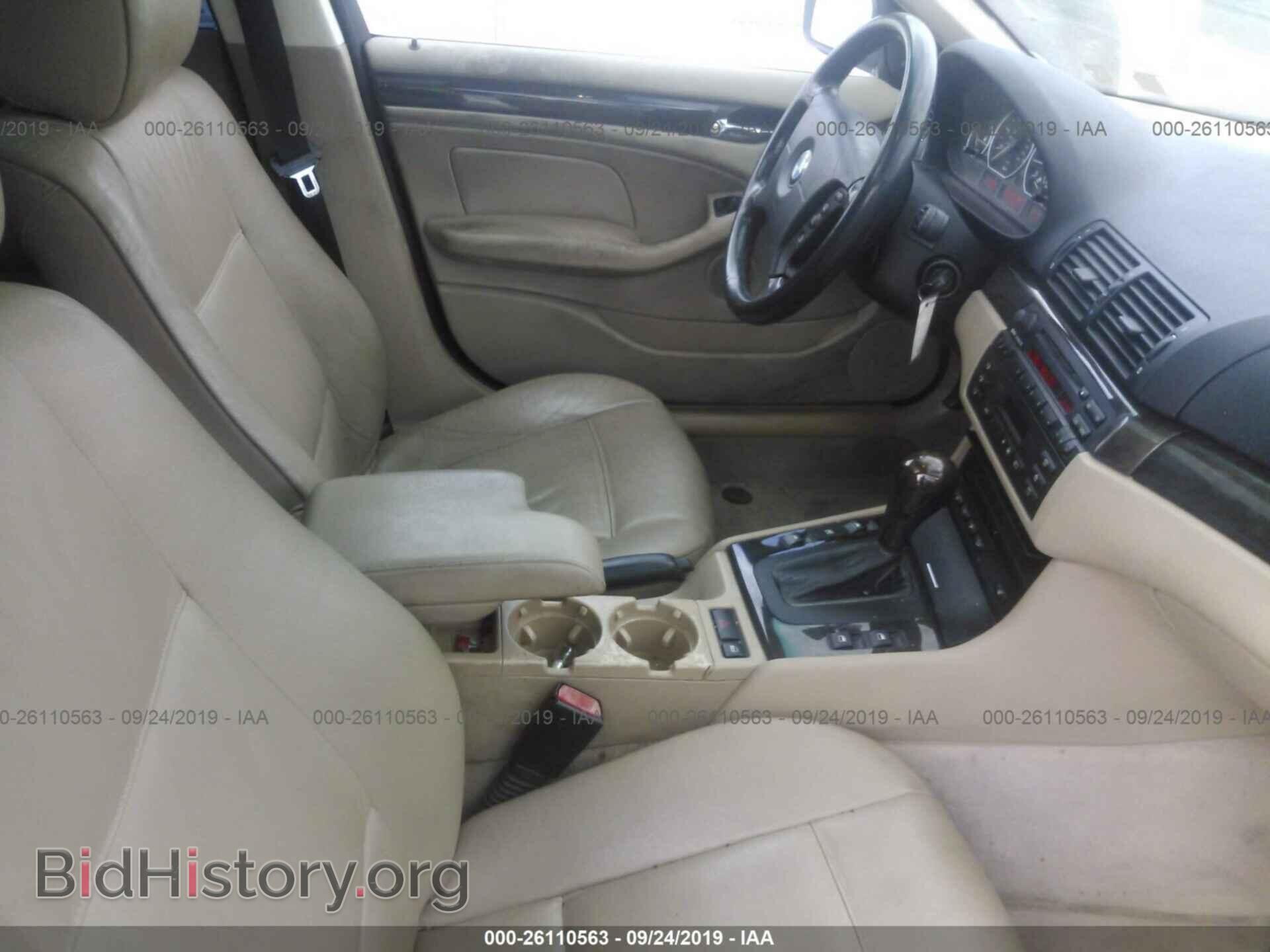 2002 BMW 330 - VIN: WBAEW53402PG16369 - Photo 5