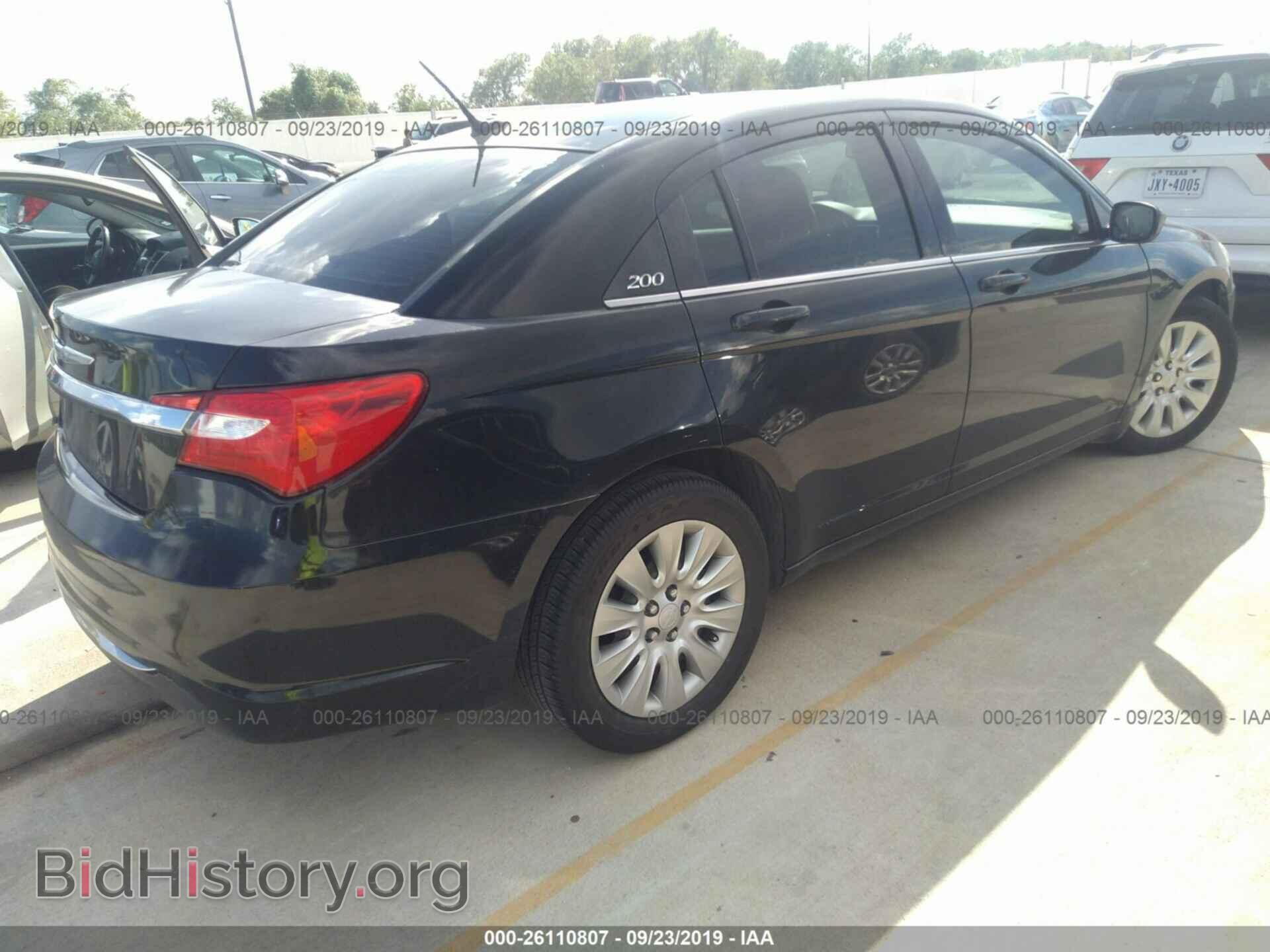 2013 CHRYSLER 200 - VIN: 1C3CCBAG0DN721931 - Photo 4