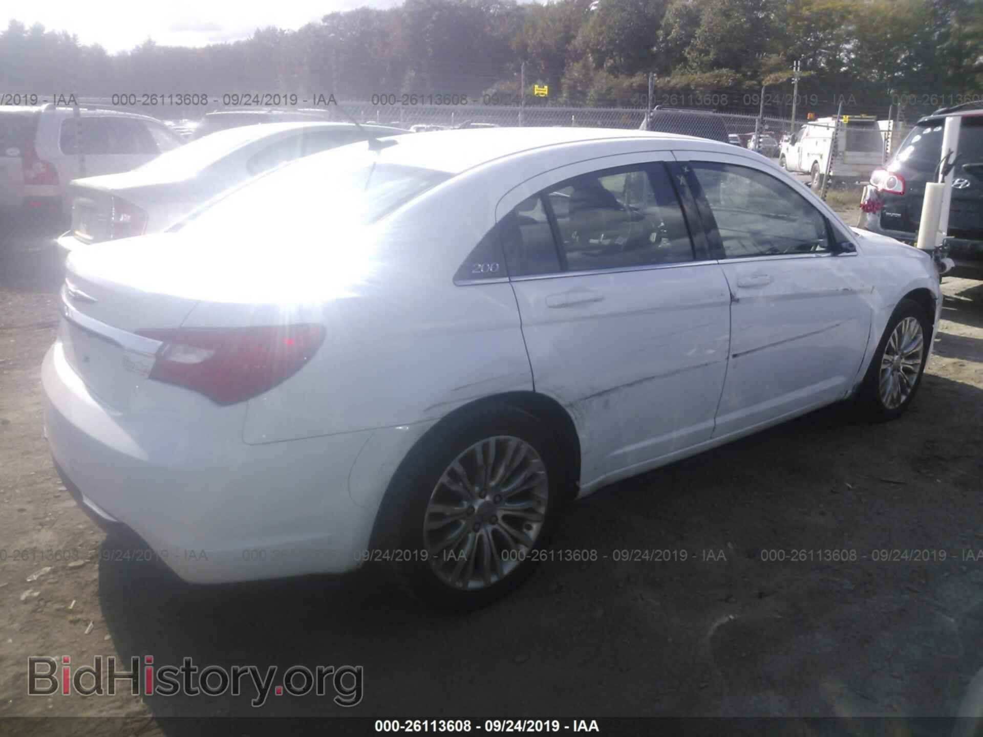 2012 CHRYSLER 200 - VIN: 1C3CCBAB4CN256802 - Photo 4