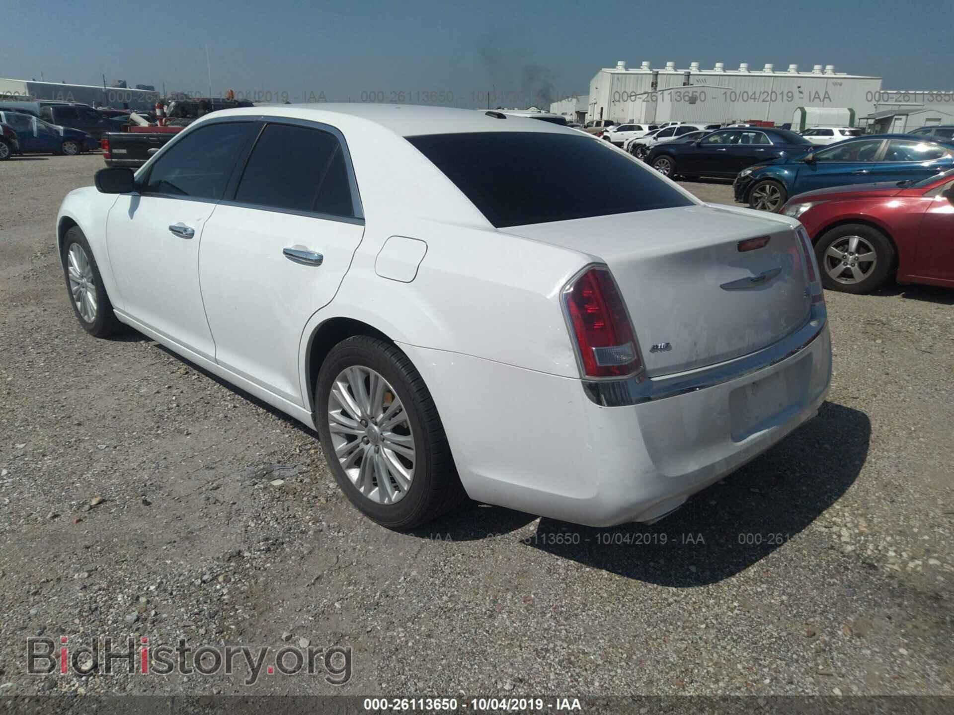 2013 CHRYSLER 300C - VIN: 2C3CCAKTXDH665561 - Фото 3