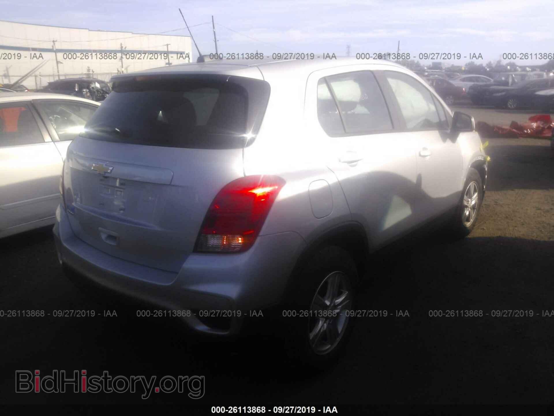 2019 CHEVROLET TRAX - VIN: 3GNCJKSB4KL320794 - Photo 4