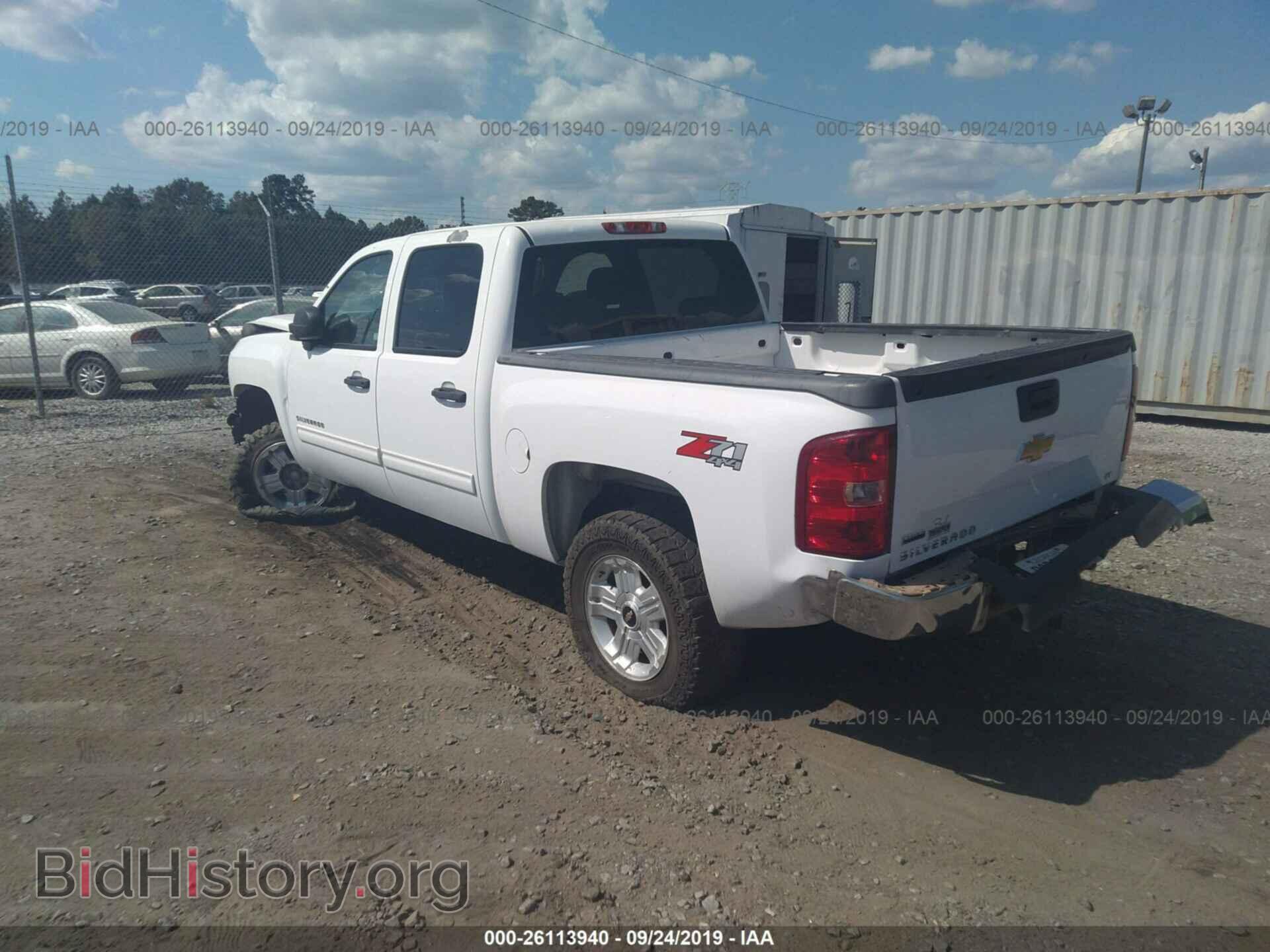 2011 Chevrolet Silverado - VIN: 3GCPKSE38BG350577 - Фото 3