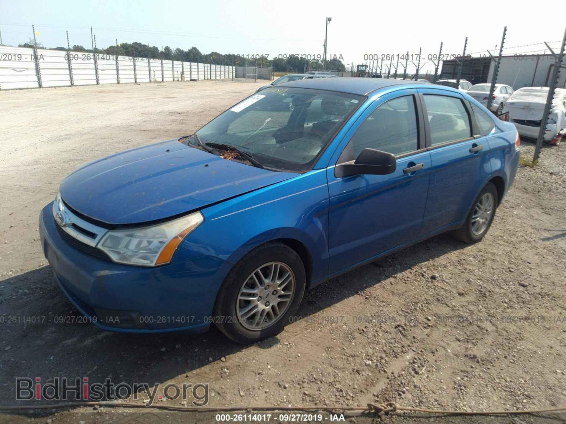 2011 FORD FOCUS - VIN: 1FAHP3FN8BW142654 - Фото 2