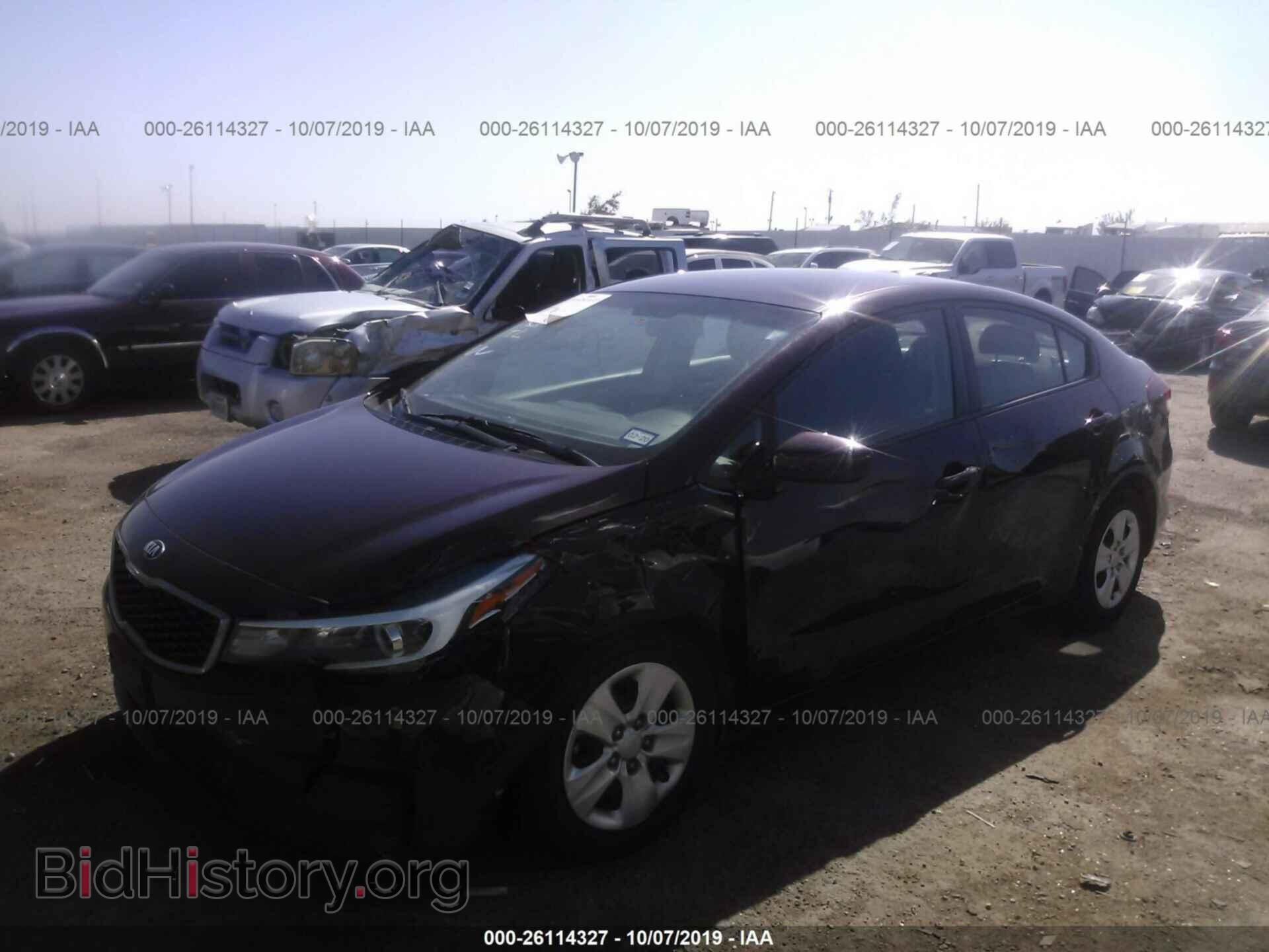2017 KIA FORTE - VIN: 3KPFK4A76HE016472 - Photo 2