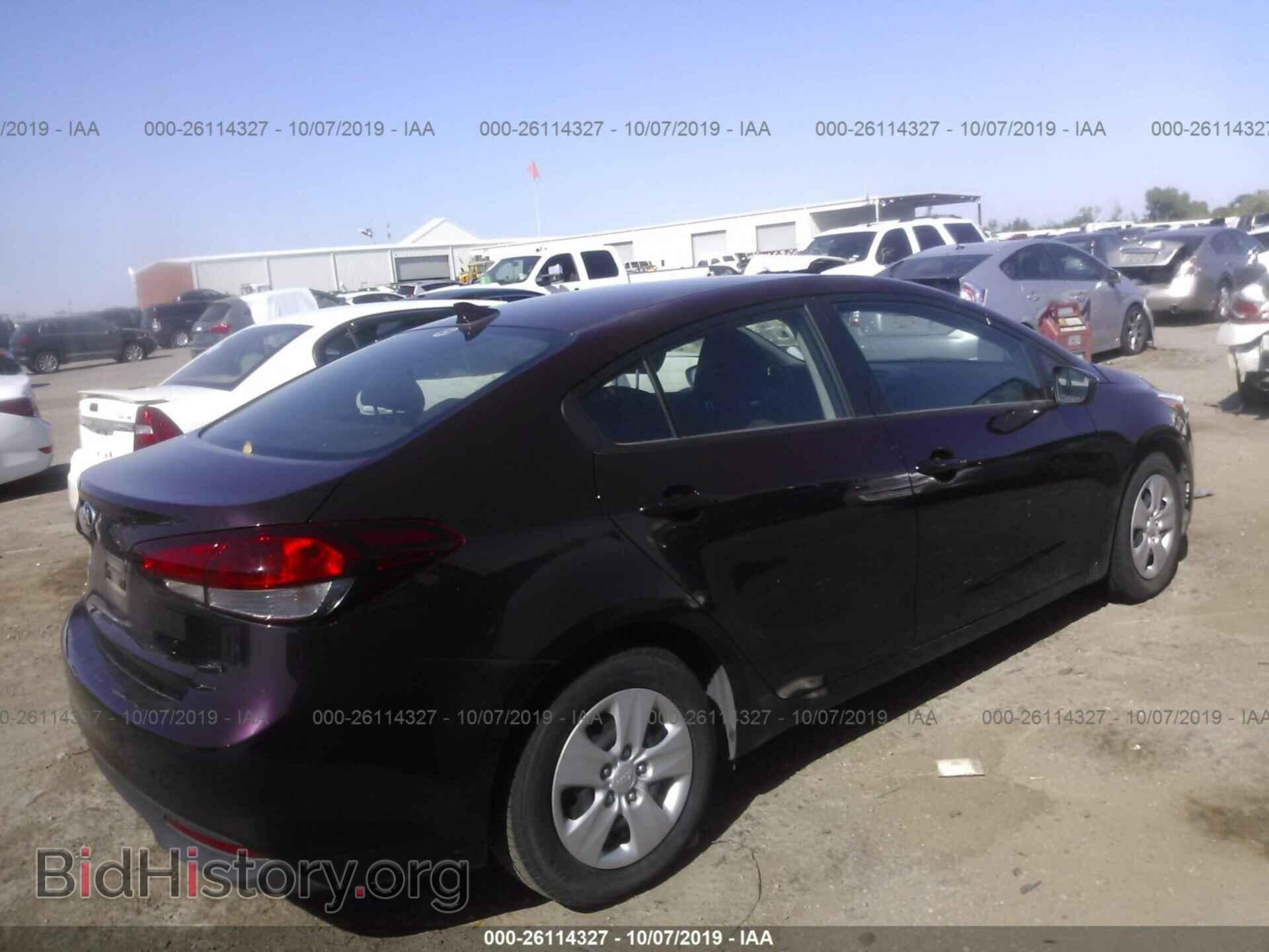 2017 KIA FORTE - VIN: 3KPFK4A76HE016472 - Photo 4