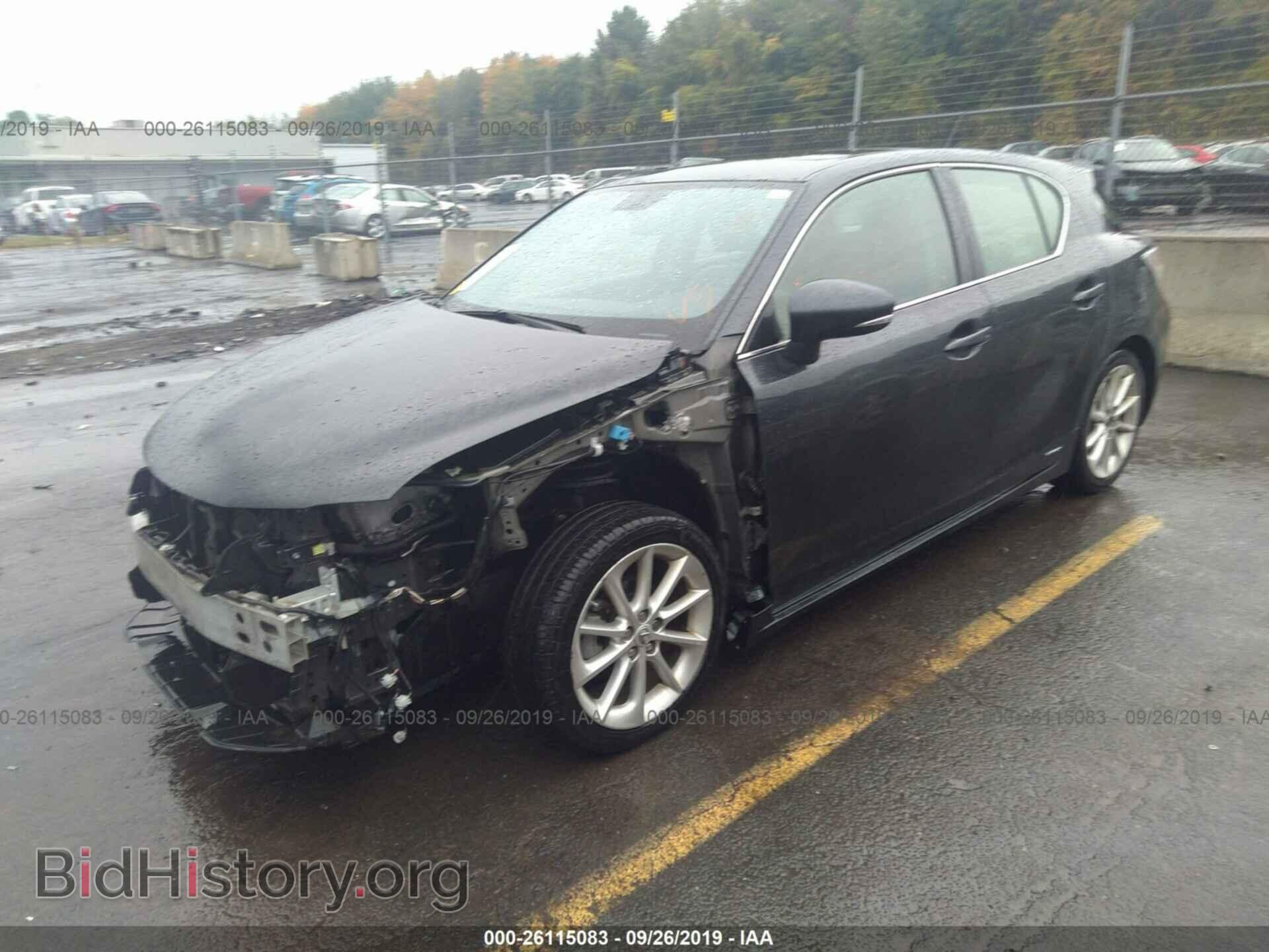 2011 LEXUS CT - VIN: JTHKD5BH0B2018503 - Photo 2
