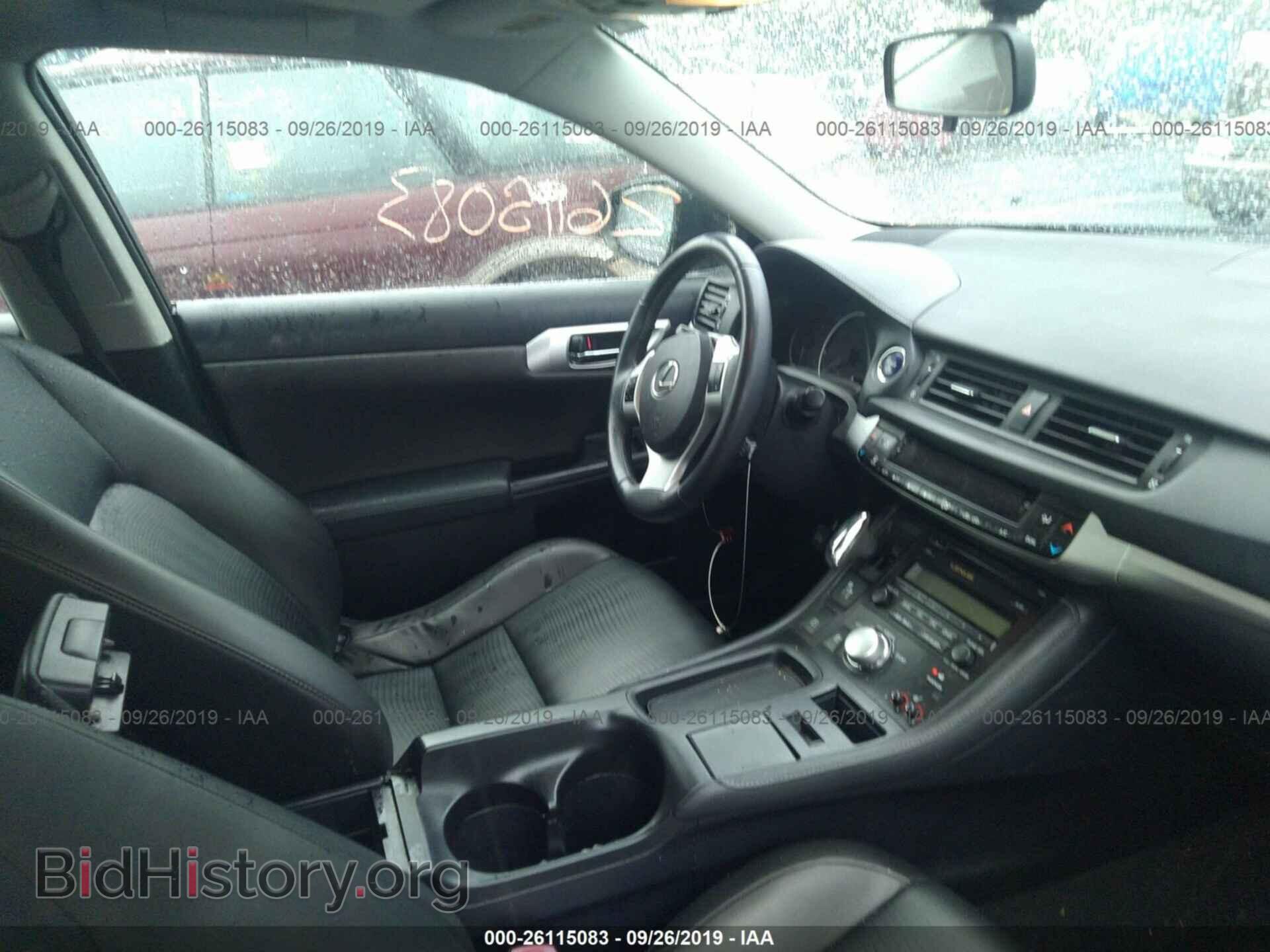 2011 LEXUS CT - VIN: JTHKD5BH0B2018503 - Photo 5