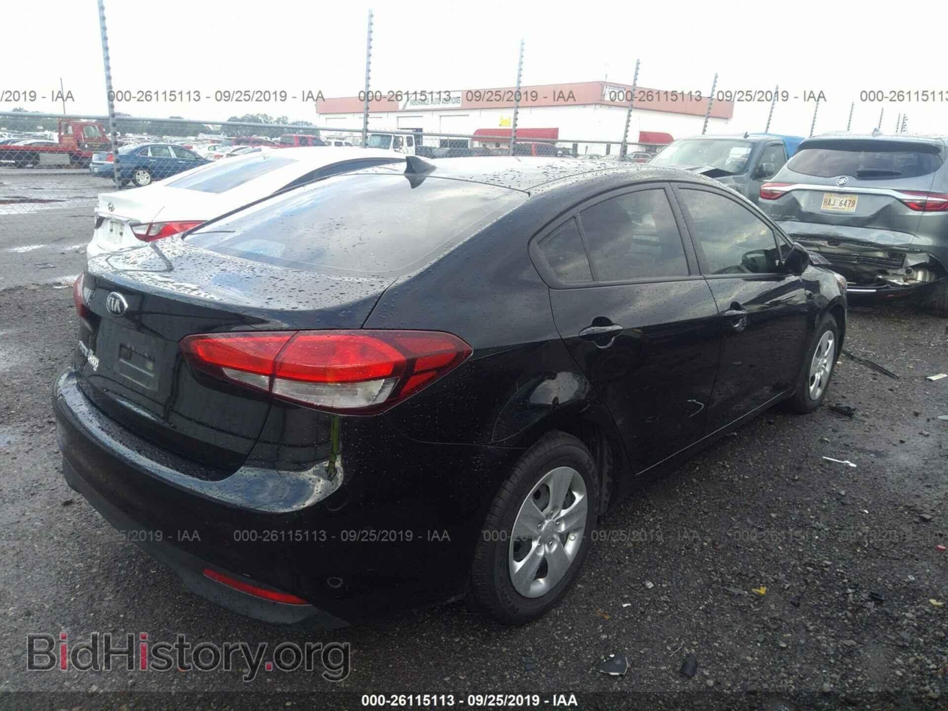 2017 KIA FORTE - VIN: 3KPFK4A73HE017904 - Фото 4