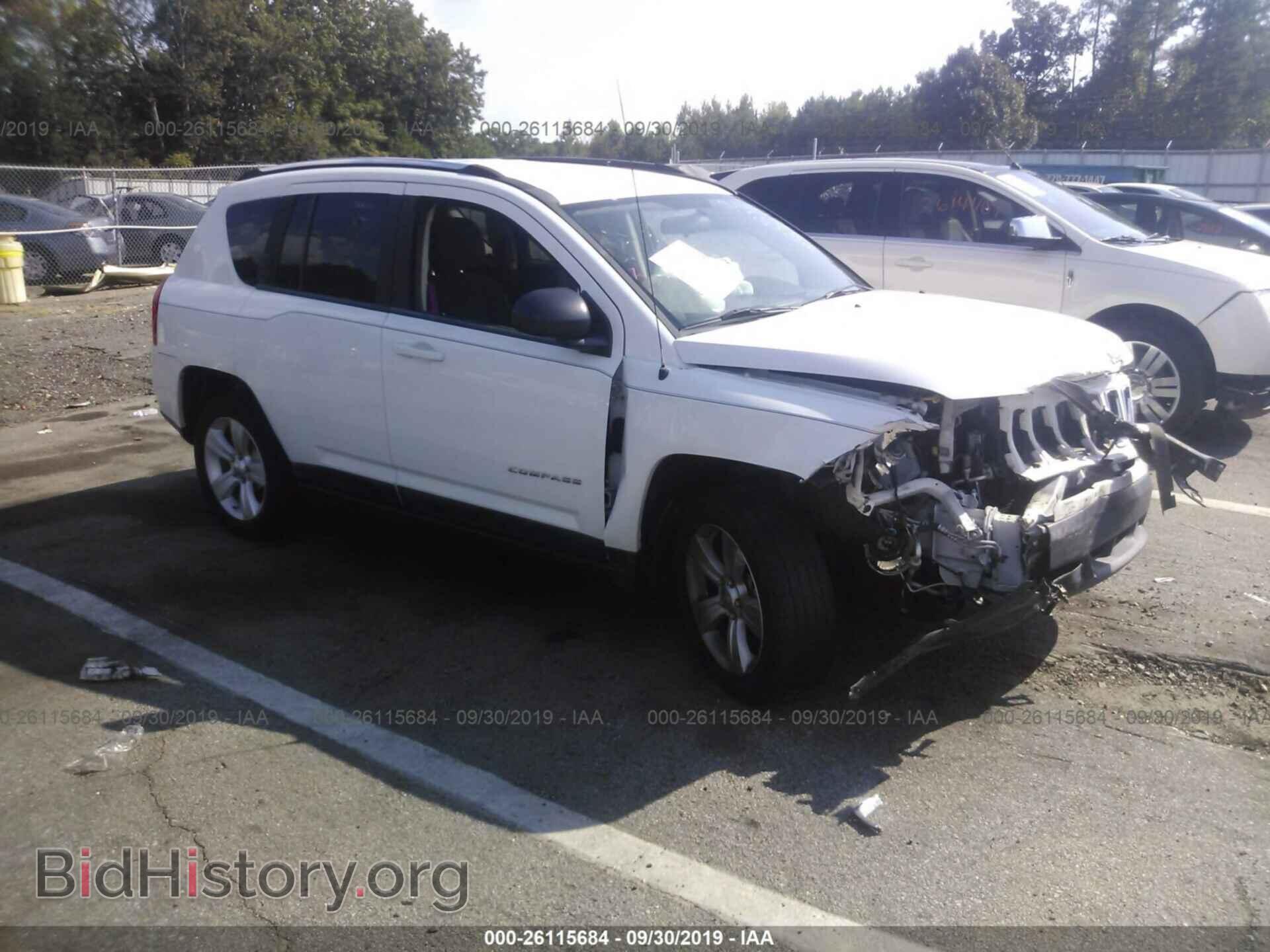 Photo 1J4NT1FA5BD239522 - JEEP COMPASS 2011