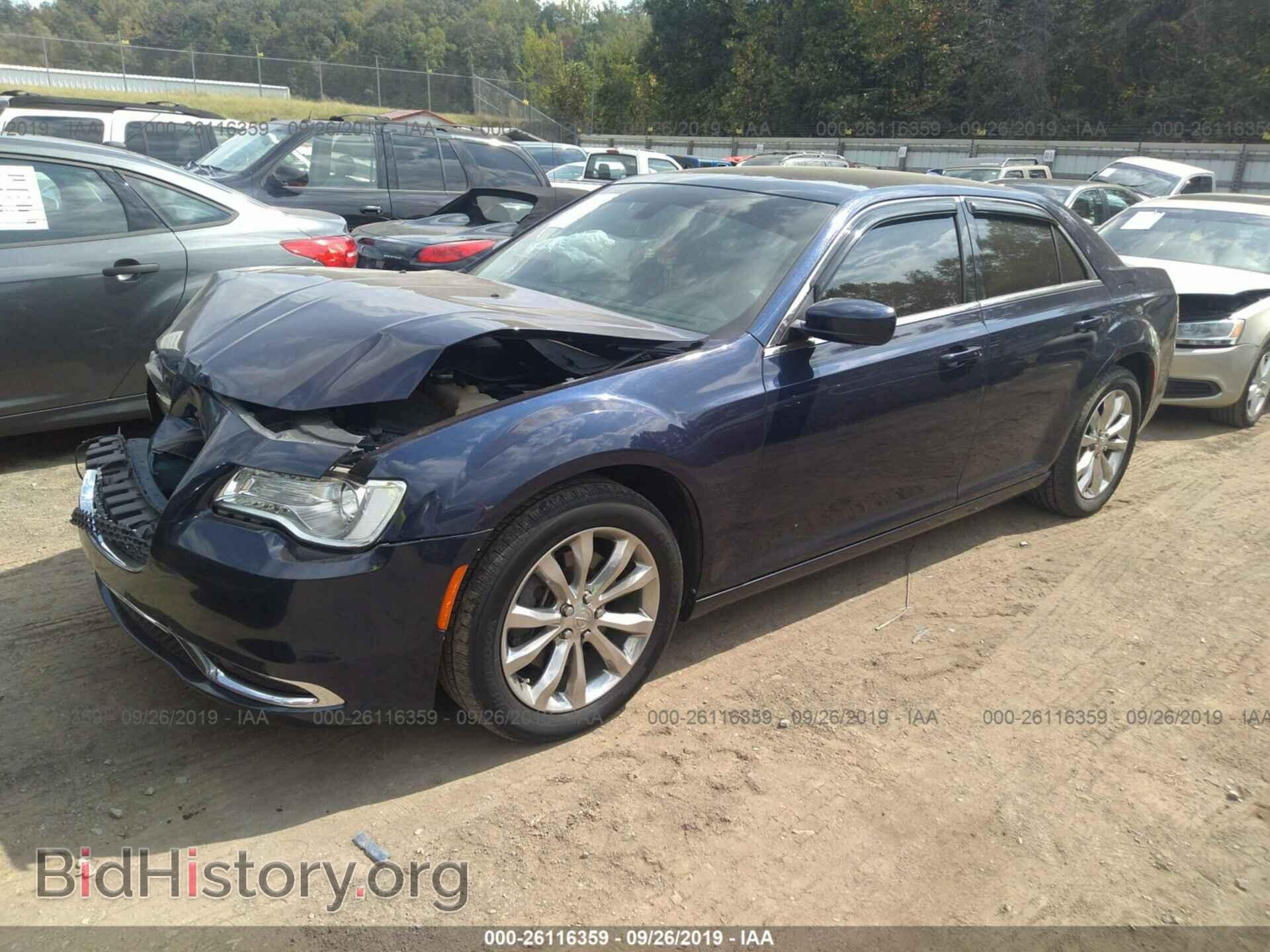 2015 CHRYSLER 300 - VIN: 2C3CCARG6FH830954 - Фото 2