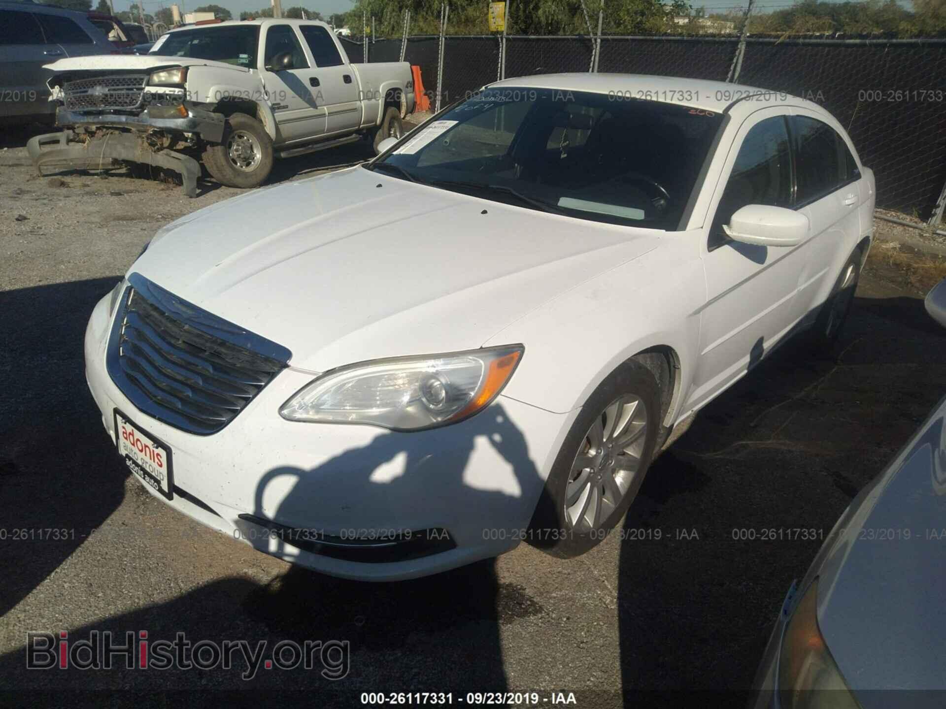 2012 CHRYSLER 200 - VIN: 1C3CCBBB4CN201054 - Photo 2