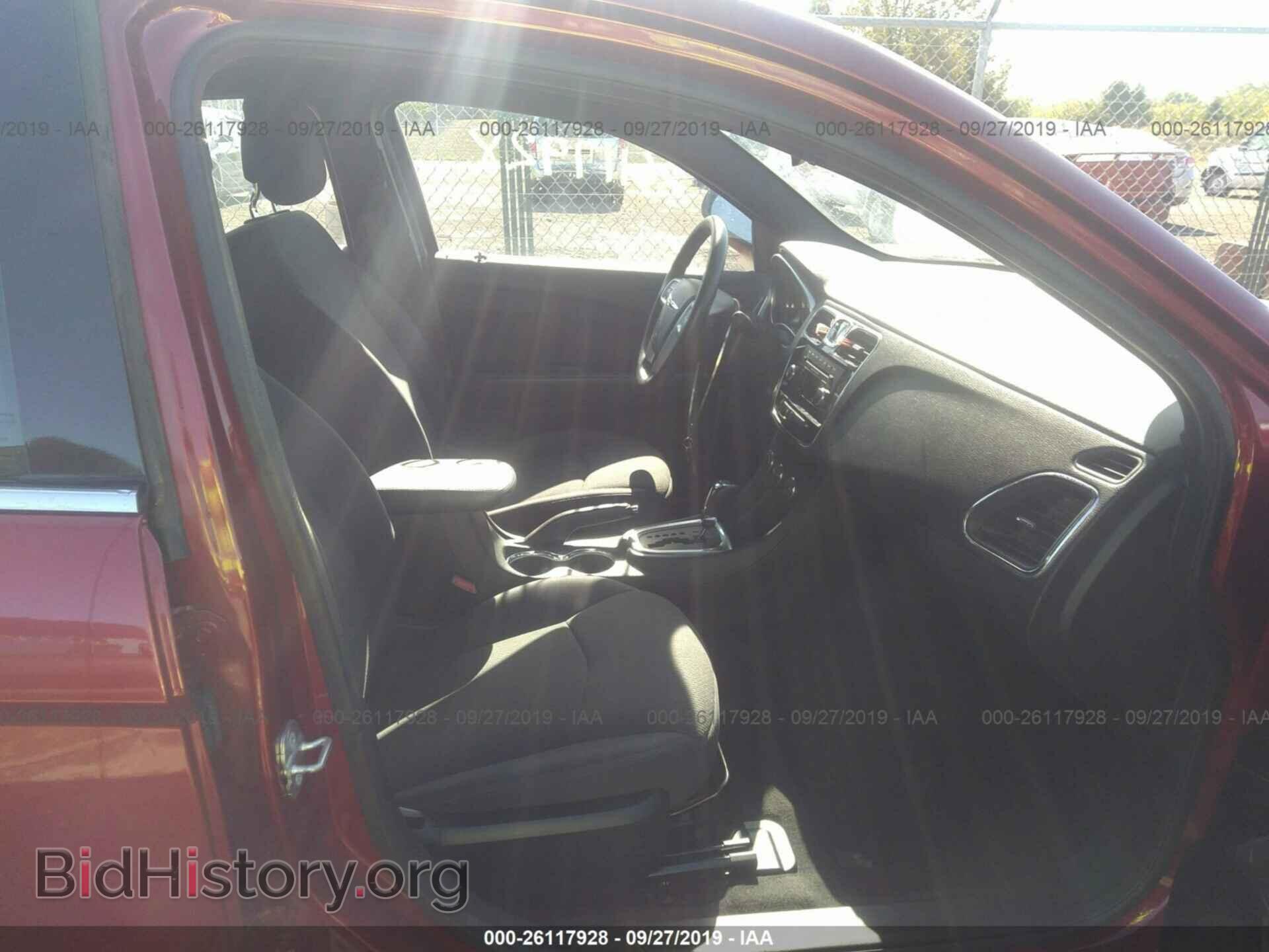 2014 CHRYSLER 200 - VIN: 1C3CCBBB4EN185571 - Фото 5