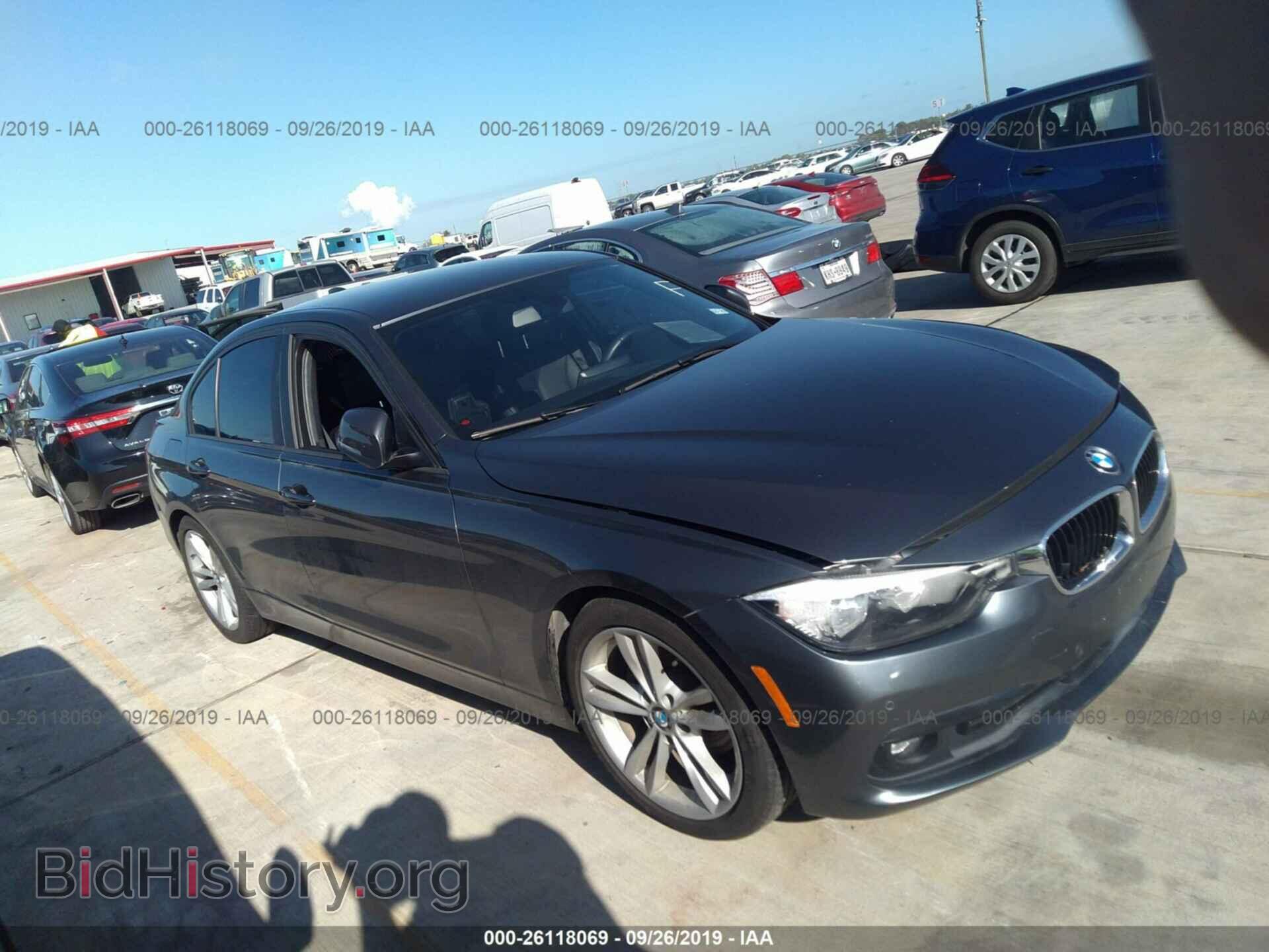 Photo WBA8E1G51GNT37685 - BMW 320 2016