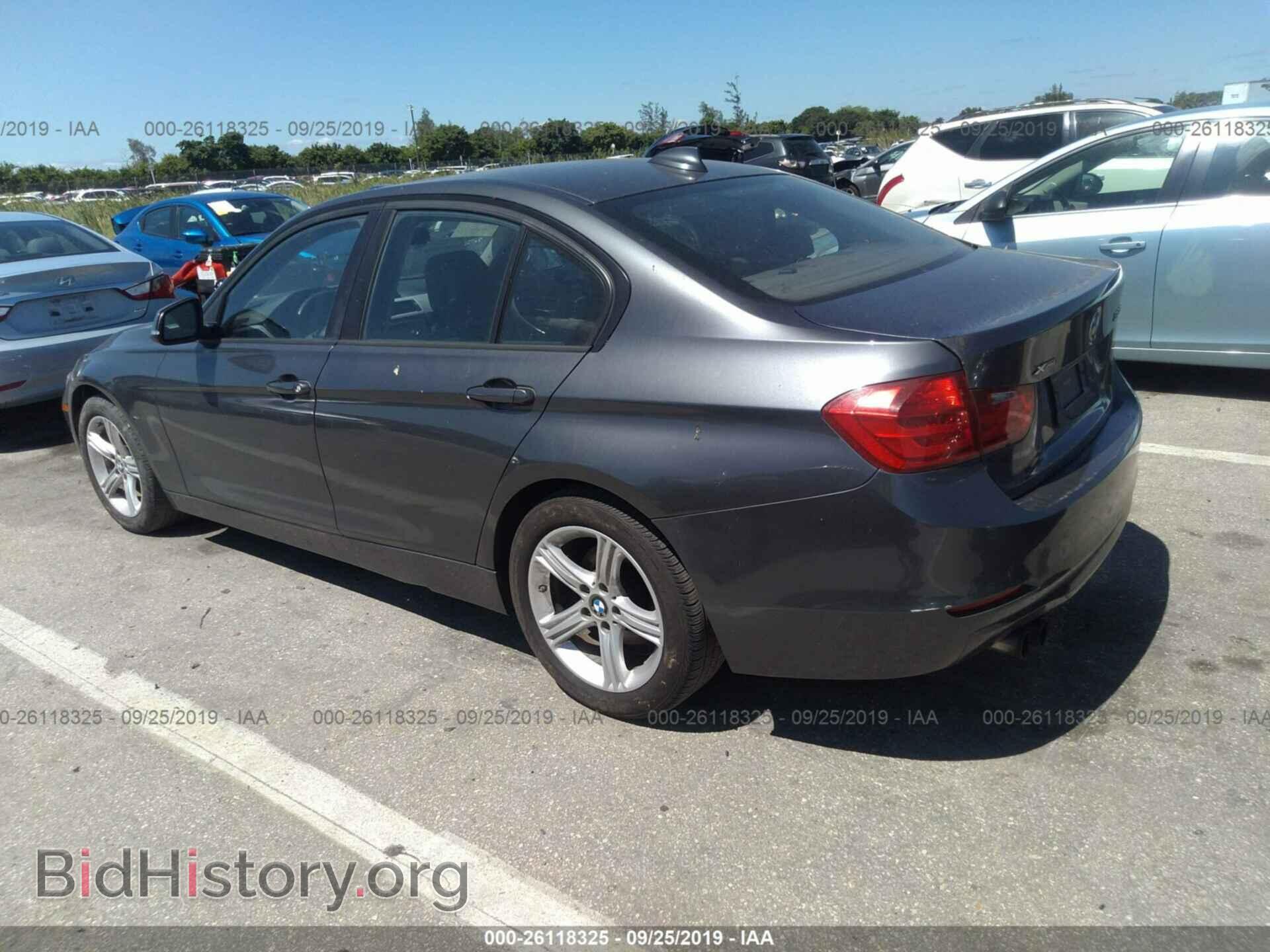 2013 BMW 328 - VIN: WBA3B5C52DF592710 - Фото 3
