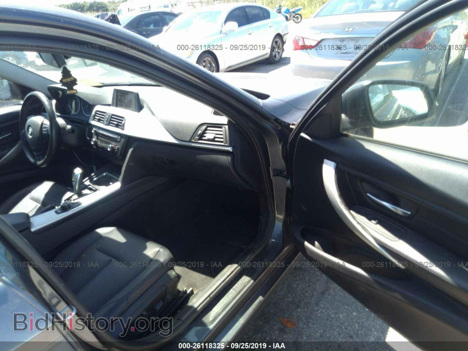 2013 BMW 328 - VIN: WBA3B5C52DF592710 - Фото 5