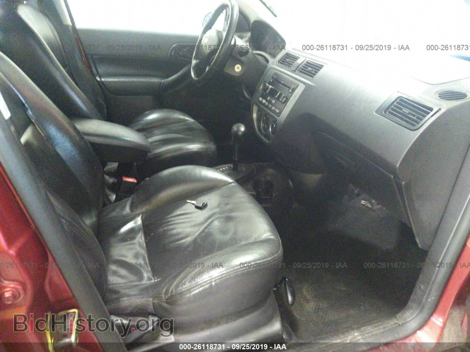 2005 FORD FOCUS - VIN: 3FAFP37N05R151832 - Фото 5