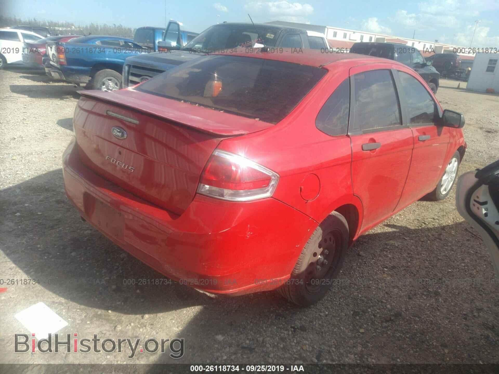 2008 FORD FOCUS - VIN: 1FAHP34N88W177500 - Фото 4