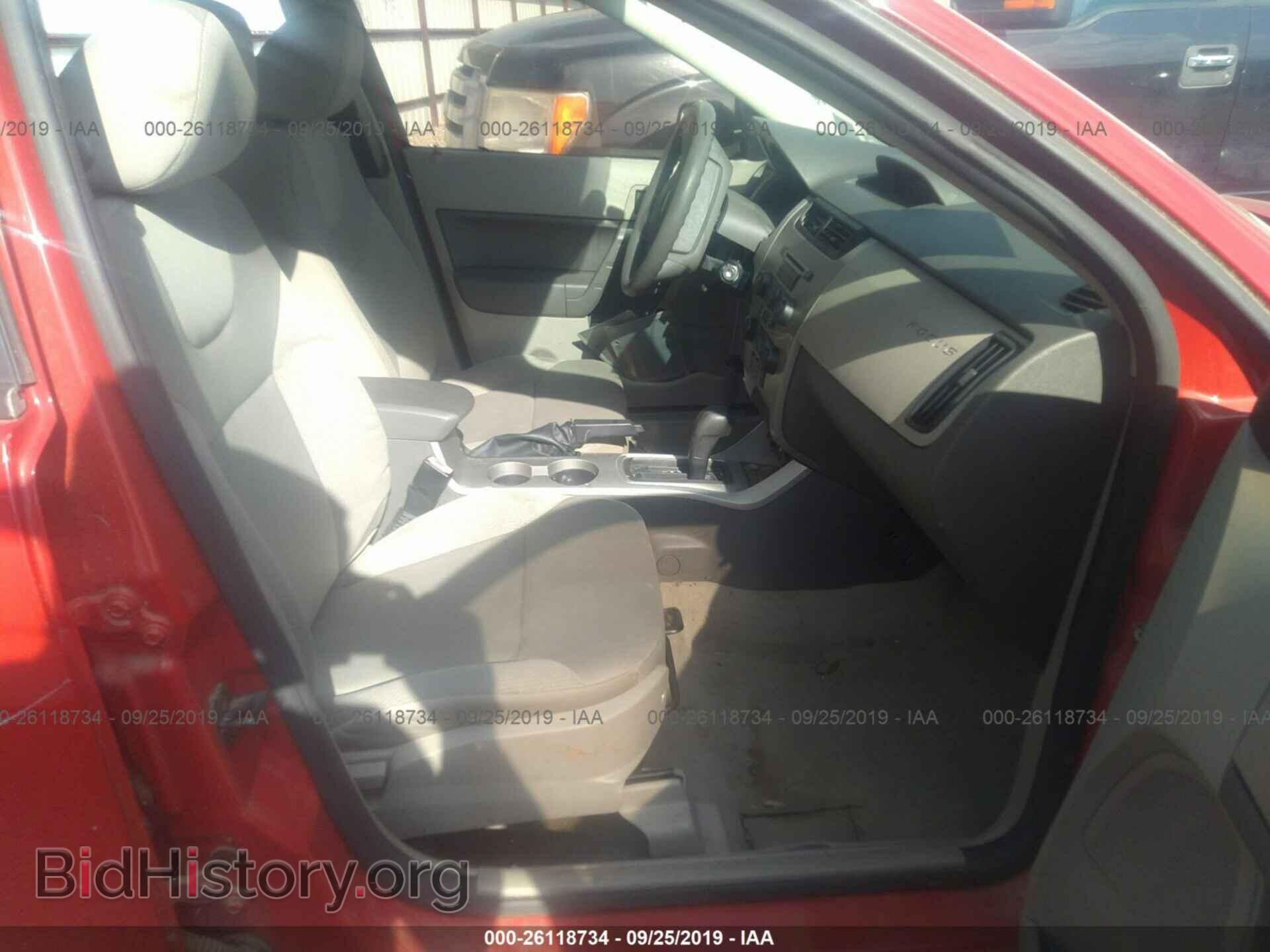 2008 FORD FOCUS - VIN: 1FAHP34N88W177500 - Фото 5