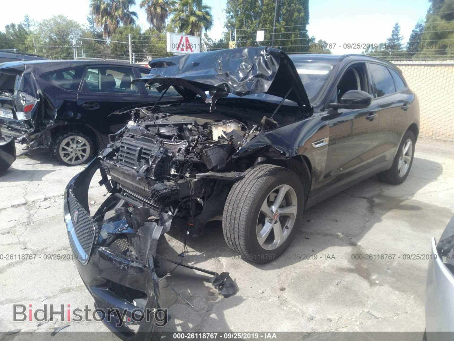 2017 JAGUAR F-PACE - VIN: SADCJ2BV9HA894055 - Фото 2