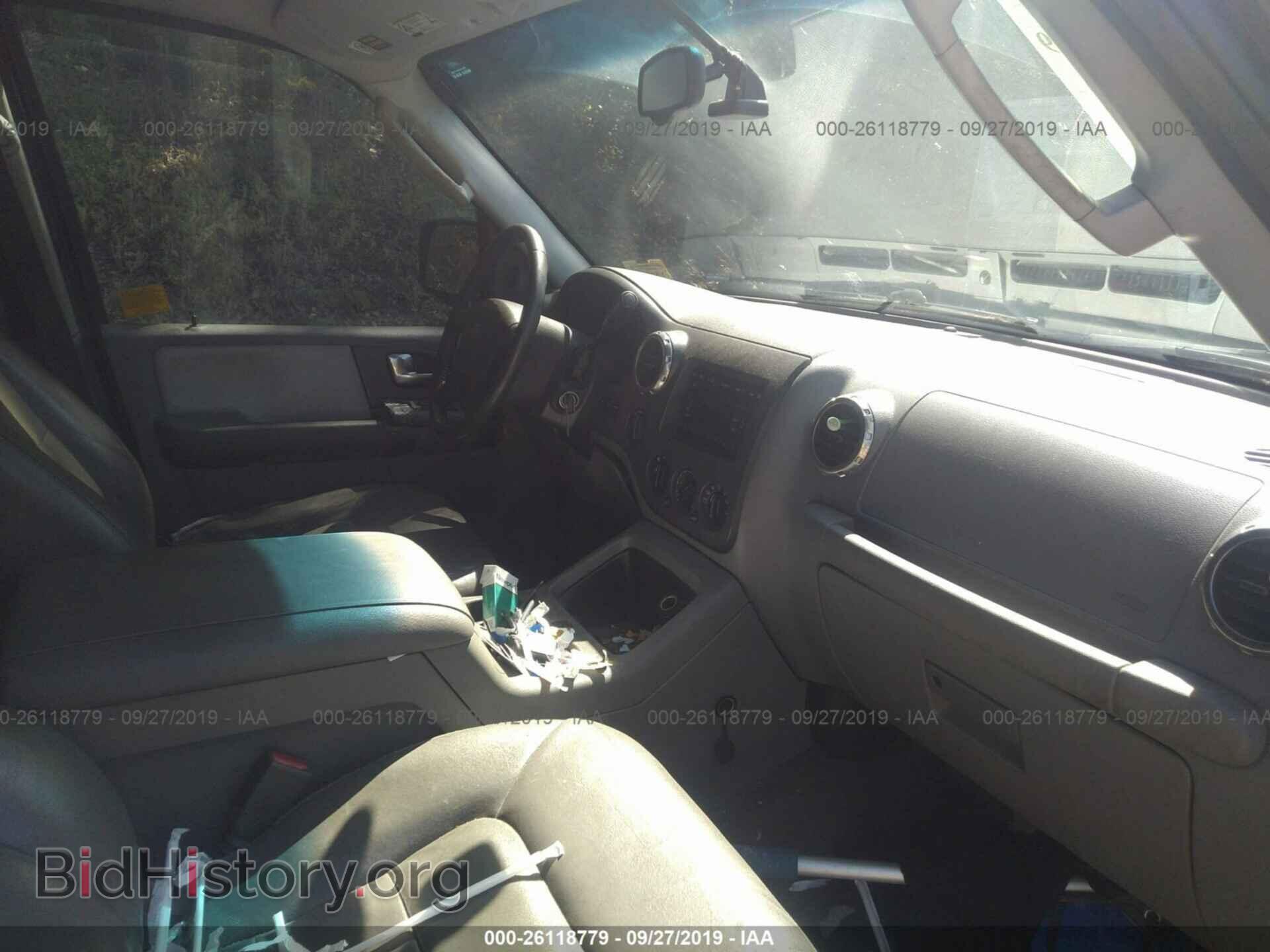 2004 FORD EXPEDITION - VIN: 1FMPU16L84LA71666 - Photo 5