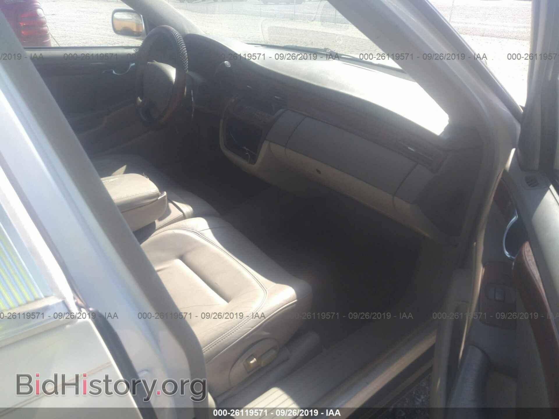 2002 CADILLAC DEVILLE - VIN: 1G6KD54Y32U164609 - Фото 5