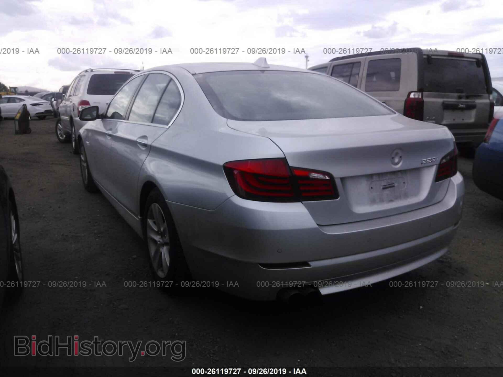 2011 BMW 528 - VIN: WBAFR1C54BC741067 - Фото 3